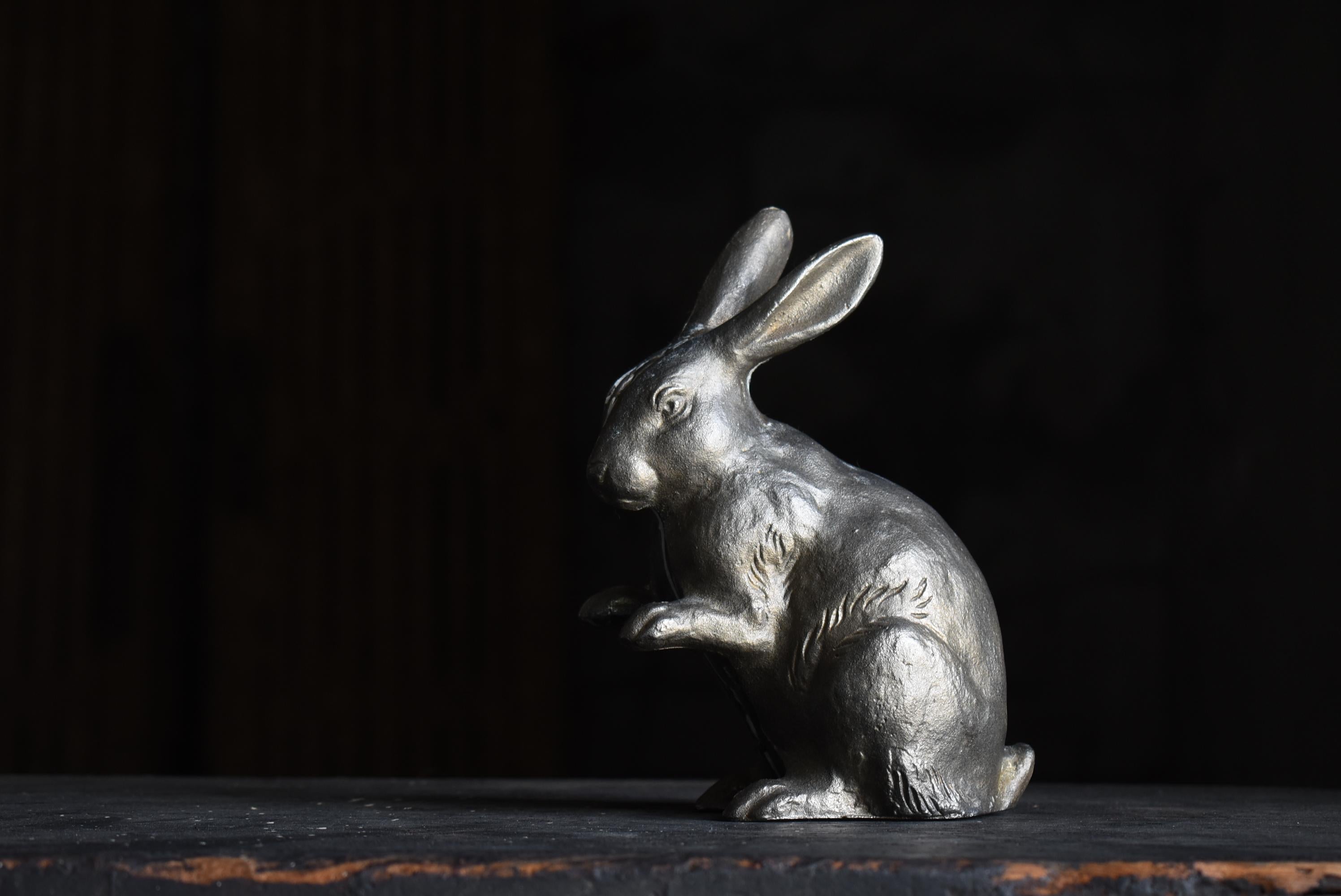 Japanese Old Iron Rabbit 1940s-1970s / Sculpture Figurine Object Wabi Sabi For Sale 11