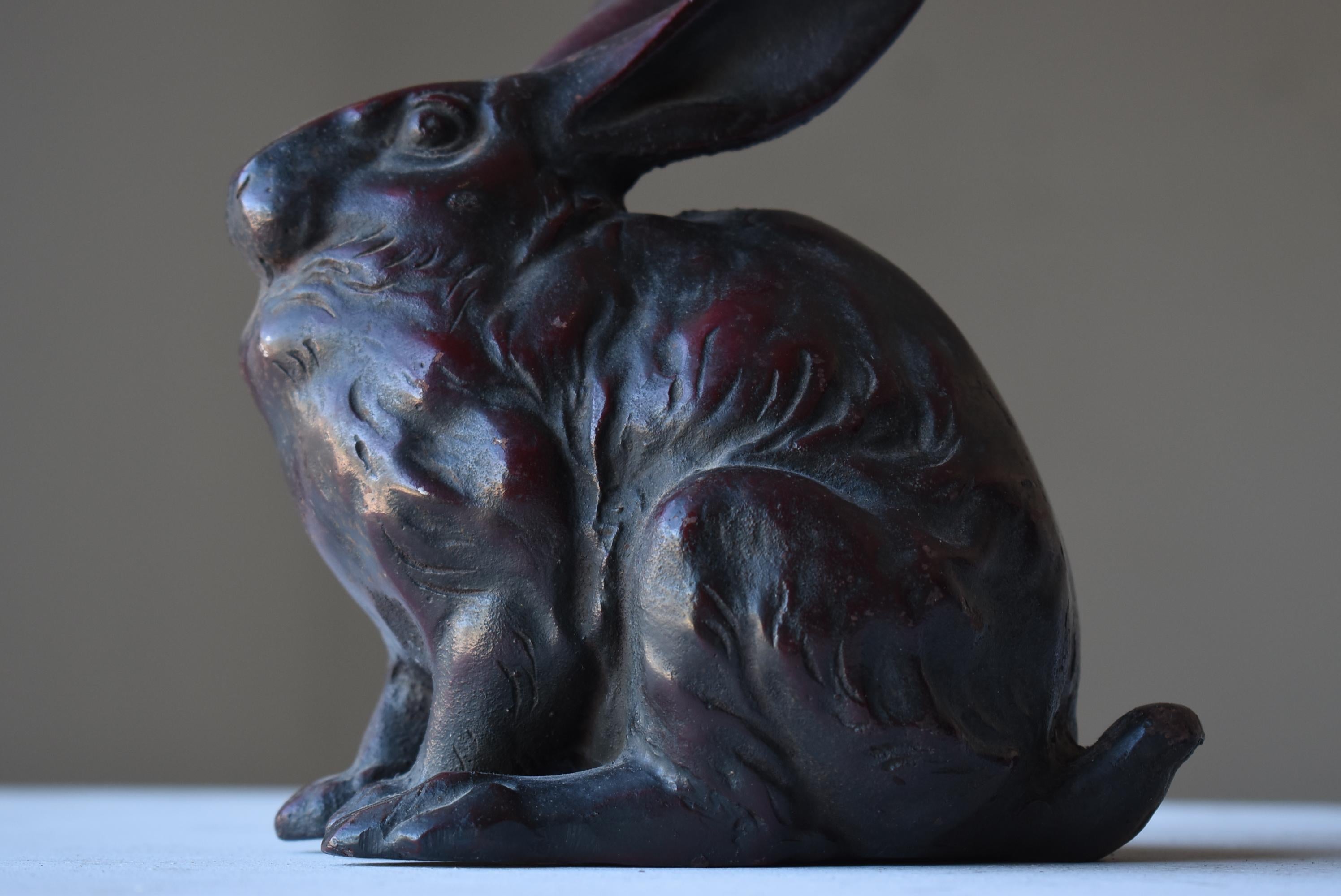 Japanese Old Iron Rabbit 1940s-1970s / Sculpture Figurine Object Wabi Sabi For Sale 1