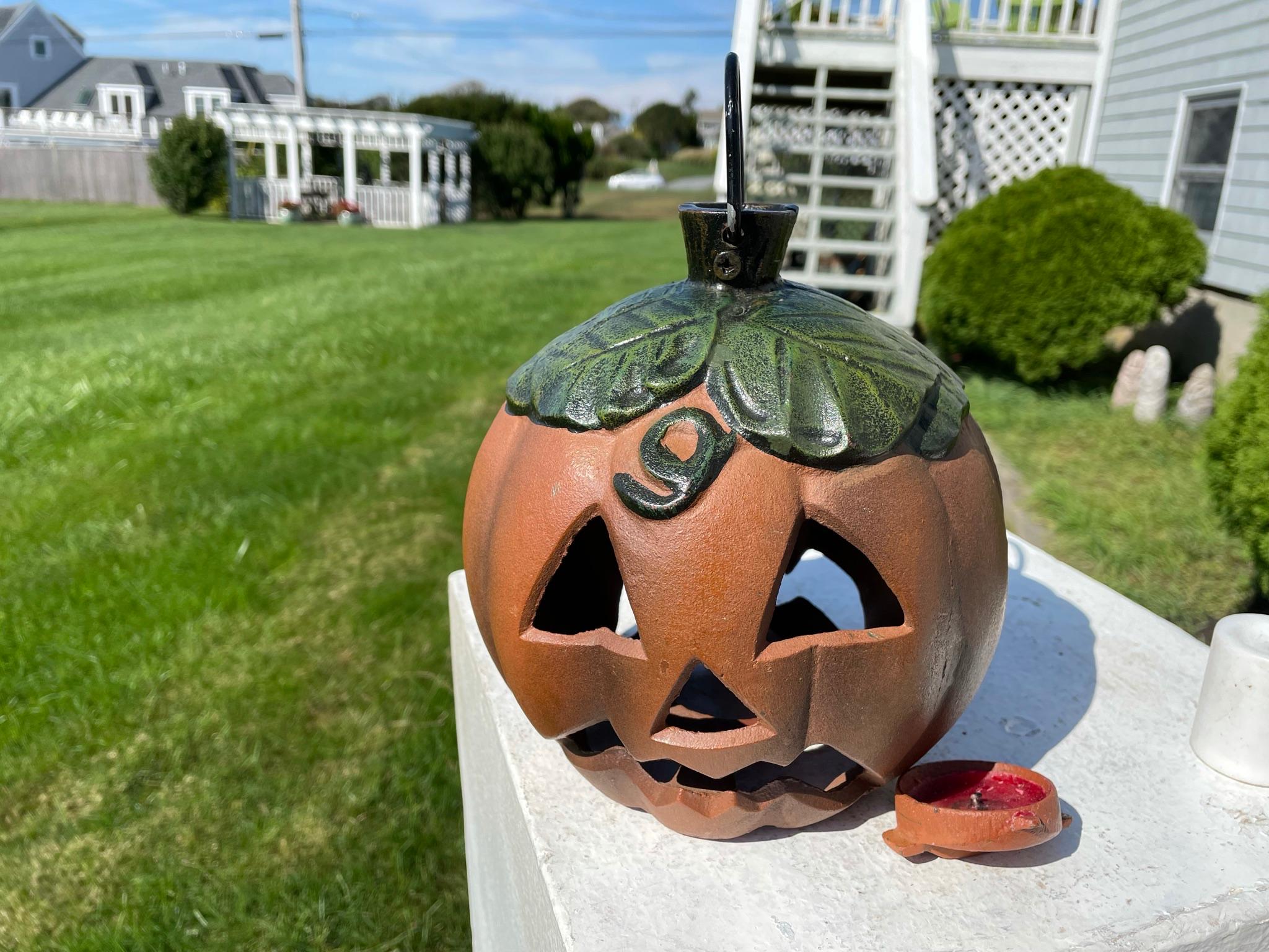 Hand-Crafted Japanese Old Jack-O-Lantern Lighting Lantern