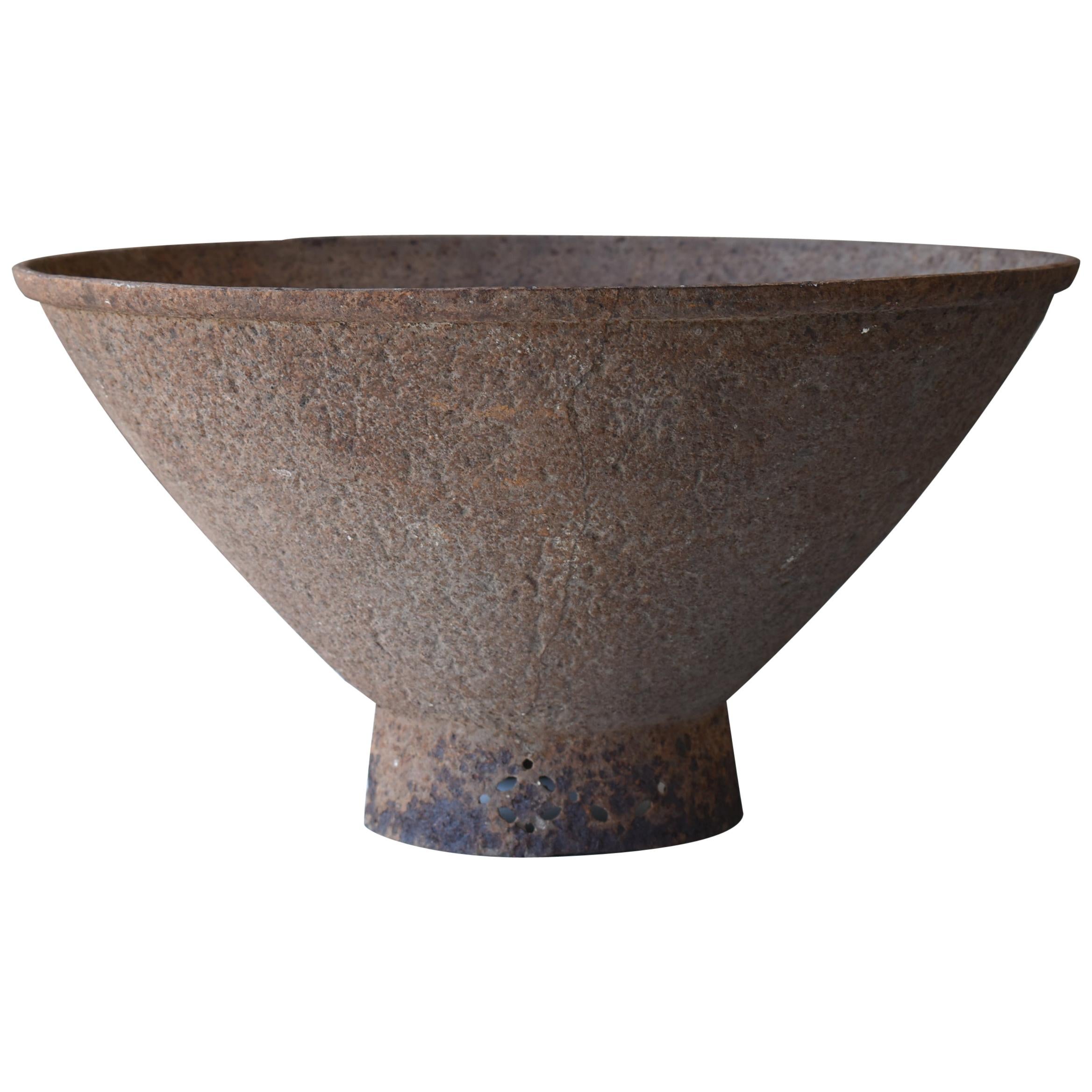 Japanese Old Large Iron Bowl 1860s-1900s/Antique Steel Plate Flower Vase Tsubo