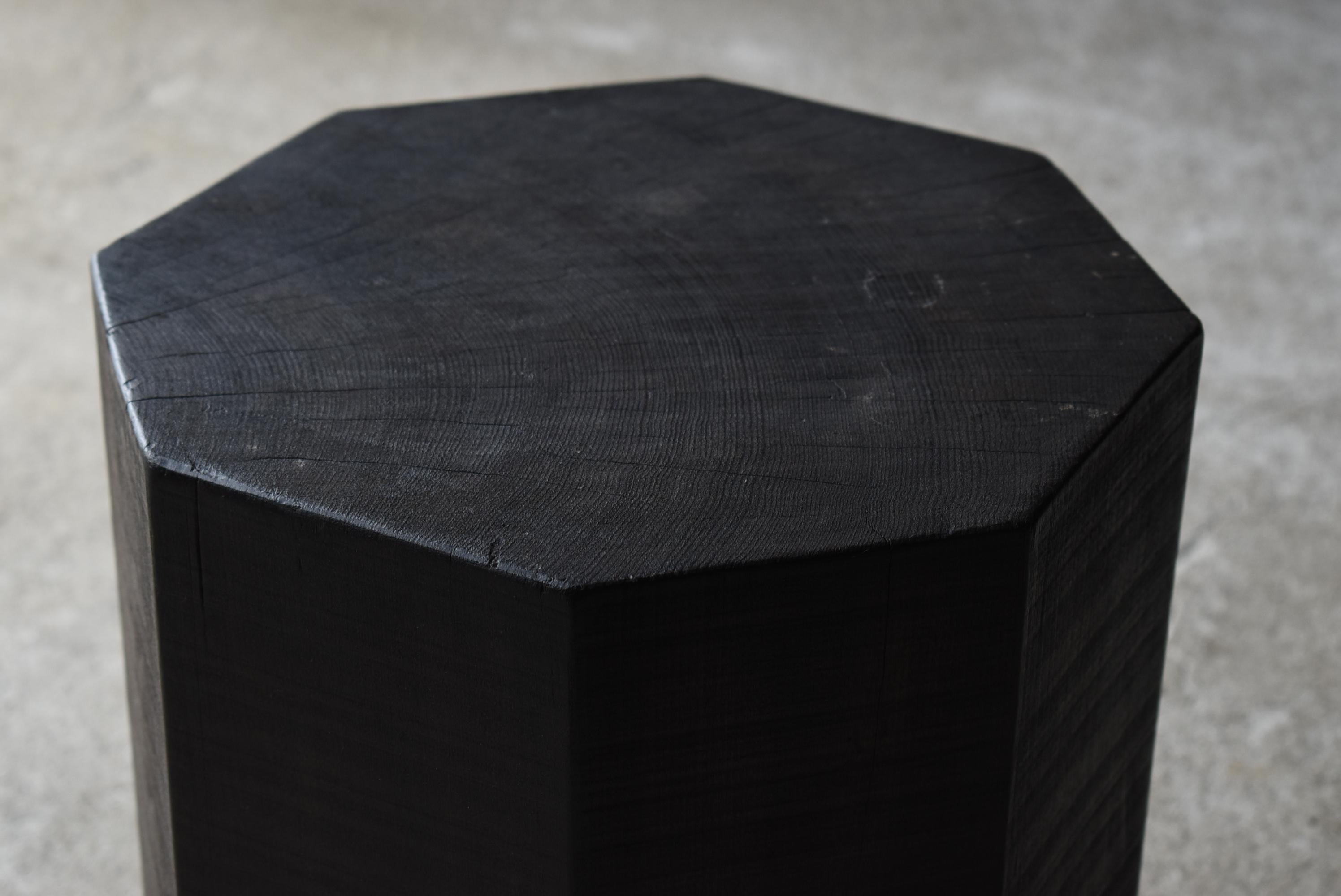 Japanese Old Octagon Wood Block 1940s-1960s / Side Table Stool Wabisabi In Good Condition In Sammu-shi, Chiba