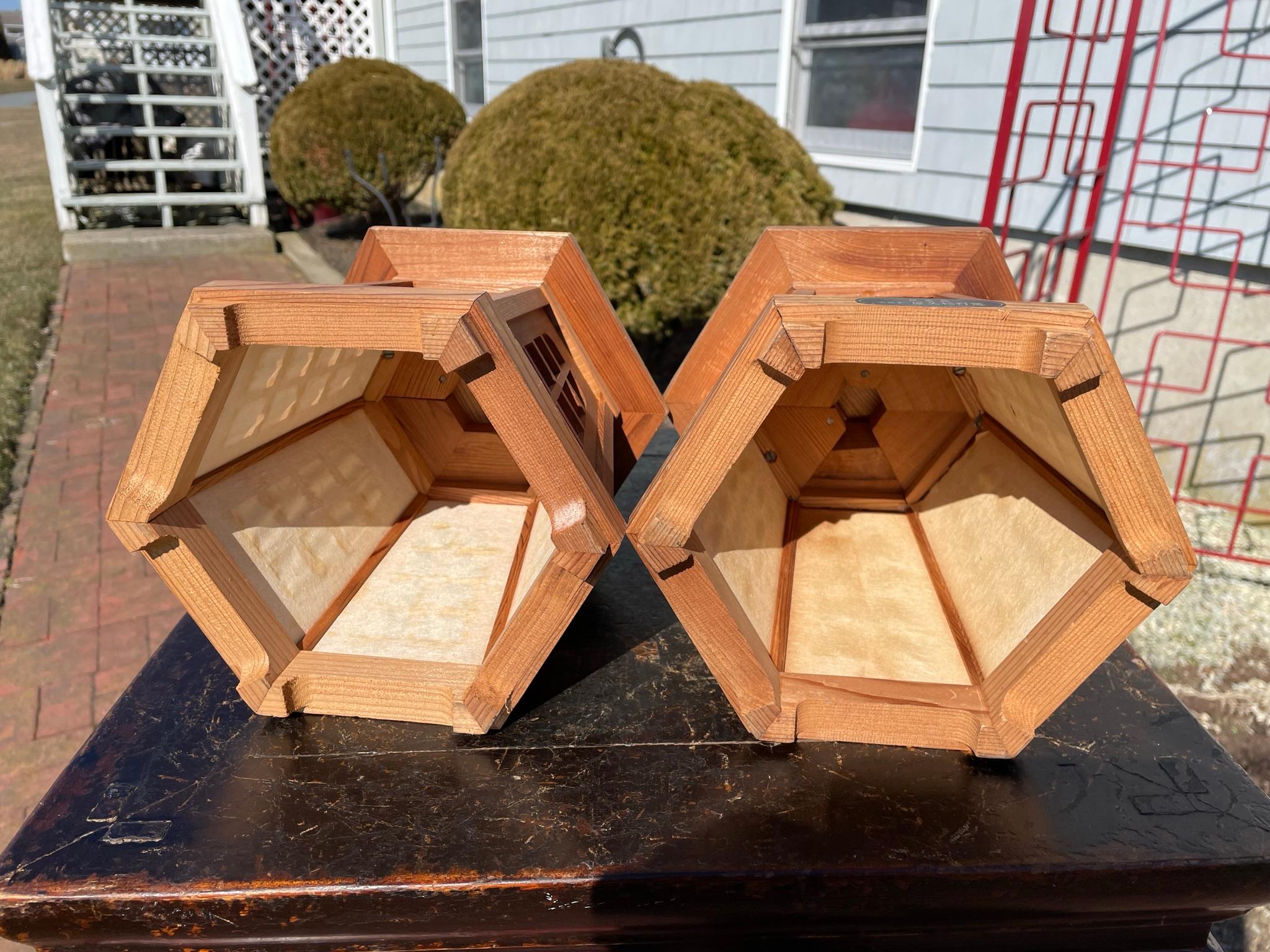 Japanese Old Pair Classic Cedar Wood Panel Lanterns 3