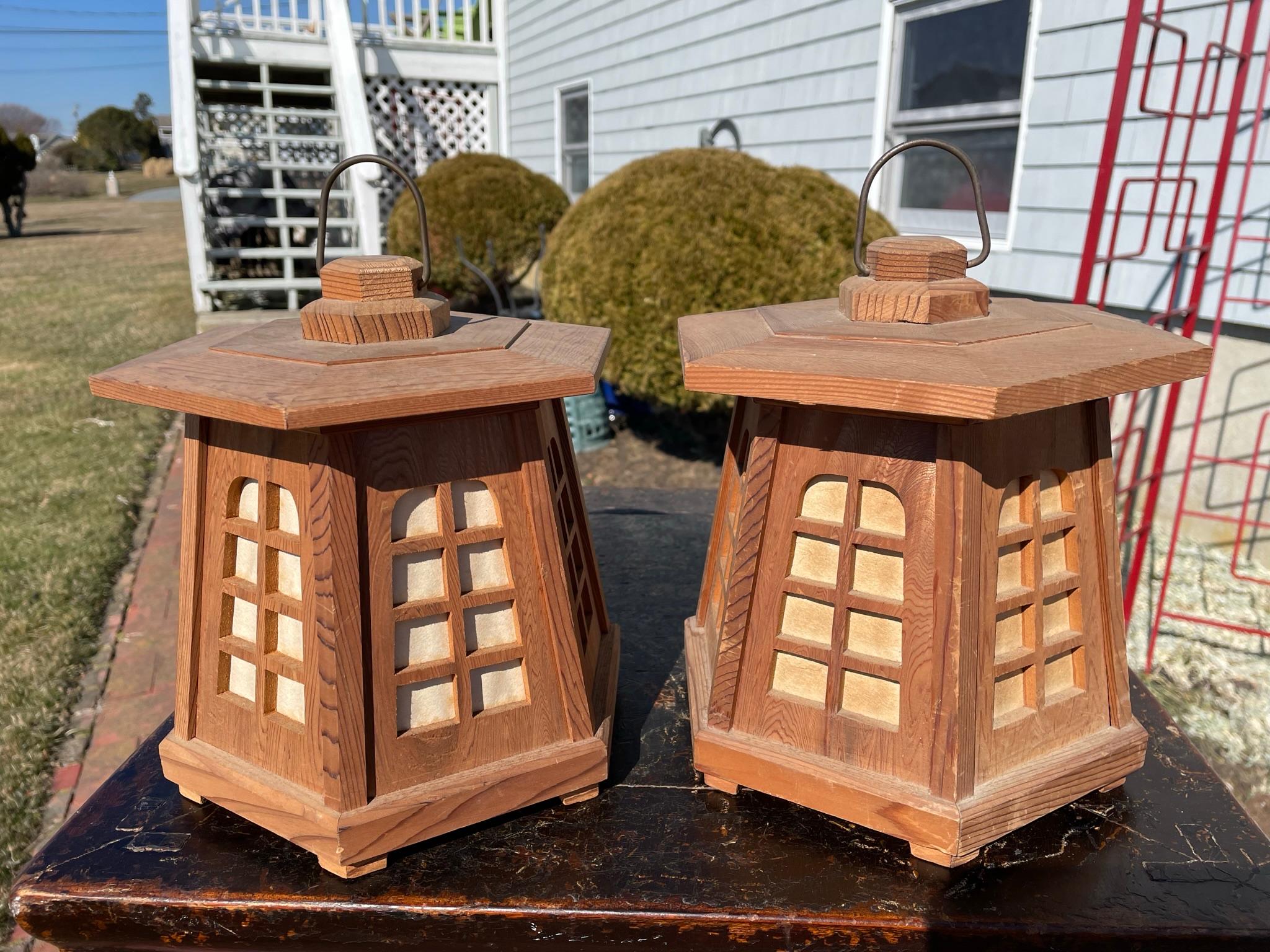 Japanese Old Pair Classic Cedar Wood Panel Lanterns 7