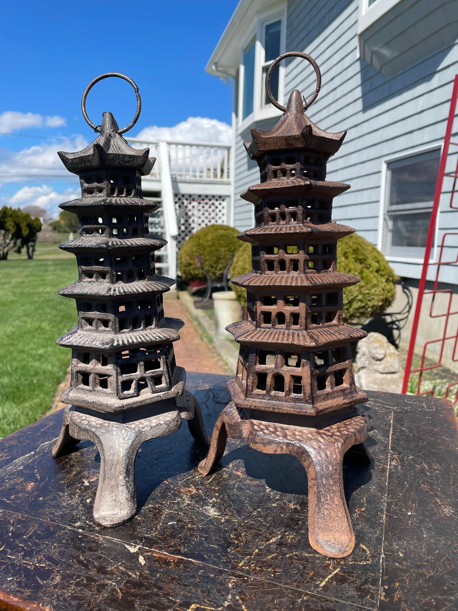 Iron Japanese Old Pair Five Elements Pagoda Lighting Lanterns