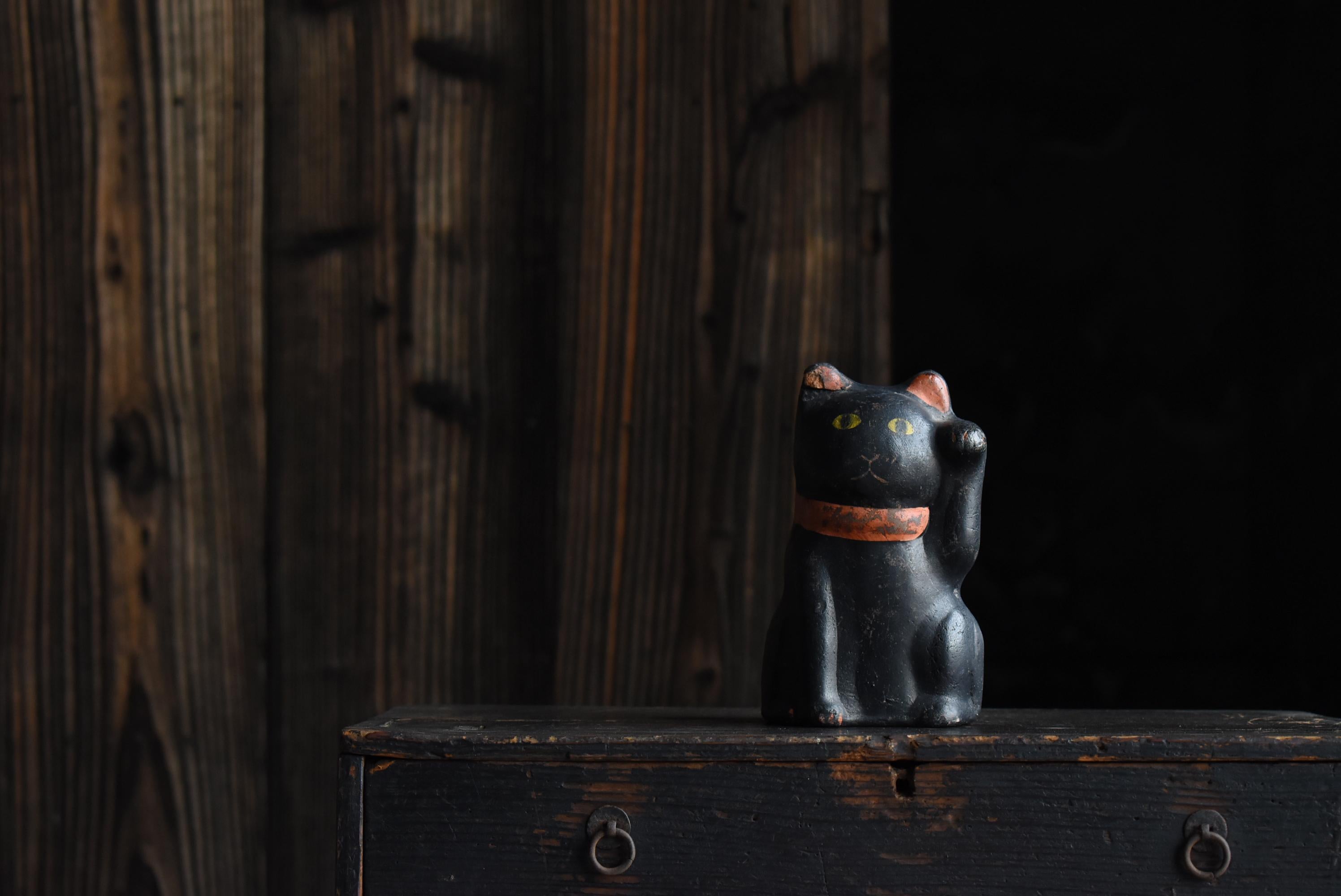 Japanese Old Pottery Statue Beckoning Cat 1940s-1970s / Manekineko Wabi Sabi 11