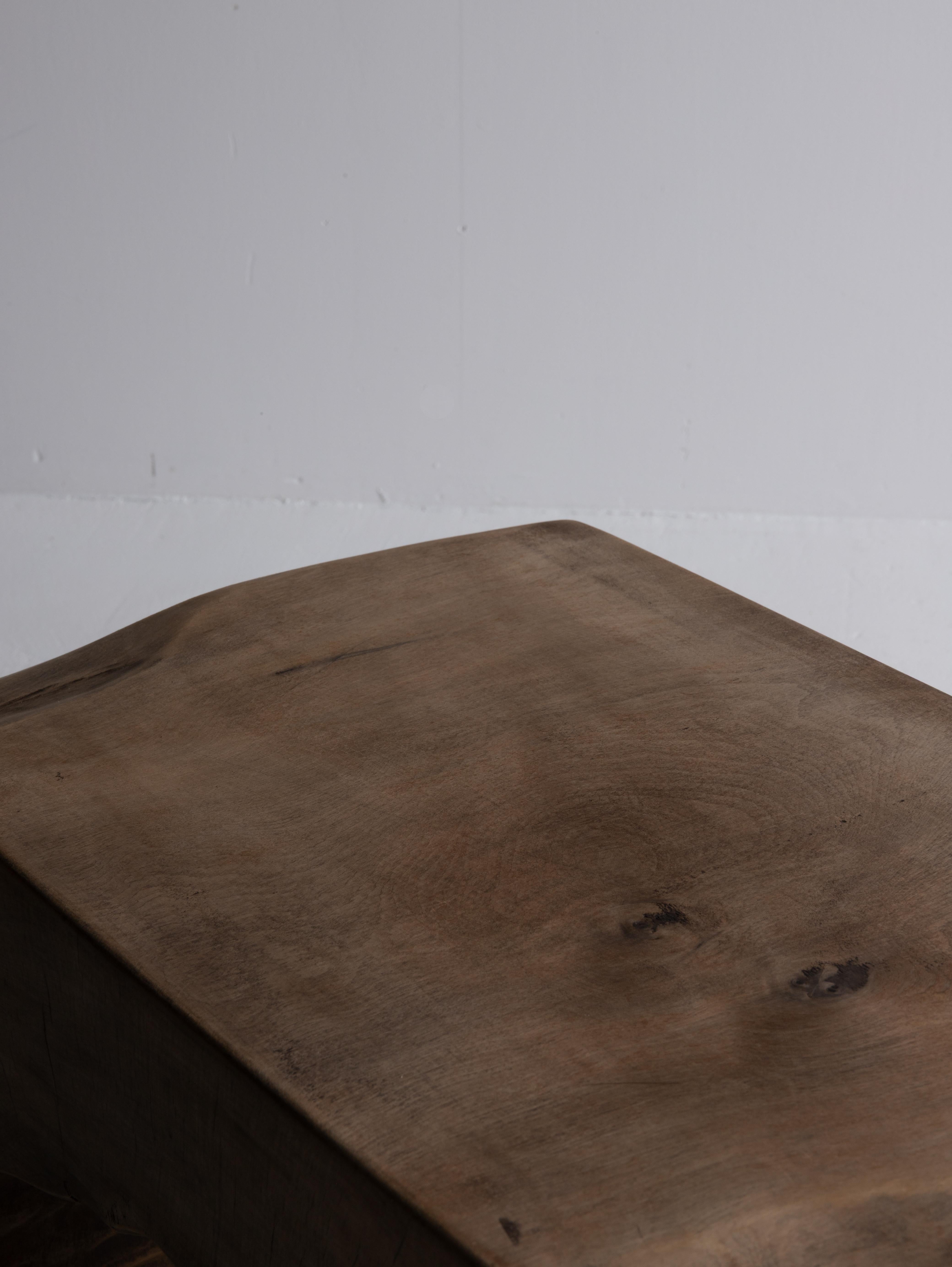 Ancienne chaise d'appoint japonaise primitive 1940s-1960s / Tabouret Présentoir Wabi Sabi en vente 4