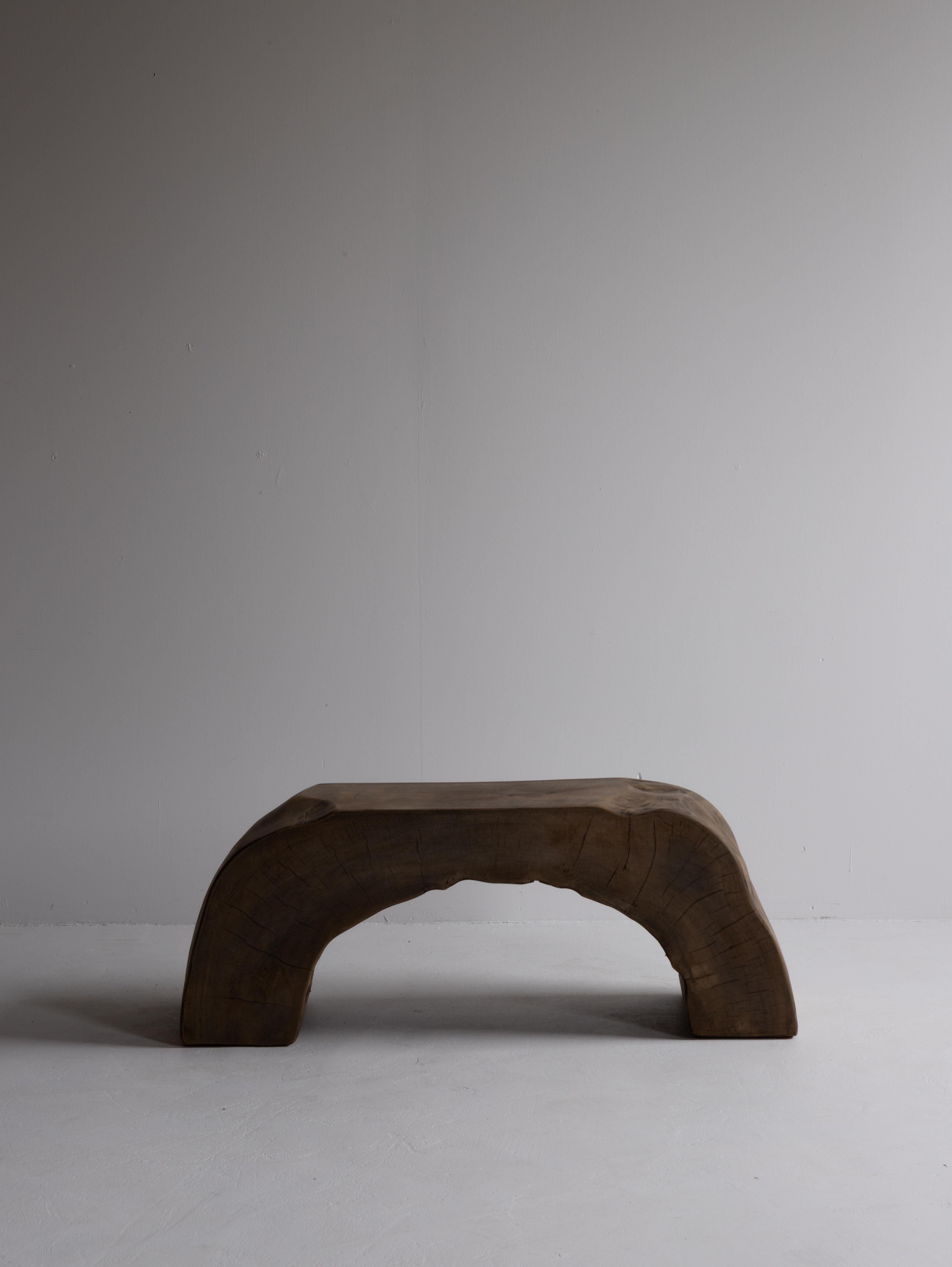 20ième siècle Ancienne chaise d'appoint japonaise primitive 1940s-1960s / Tabouret Présentoir Wabi Sabi en vente