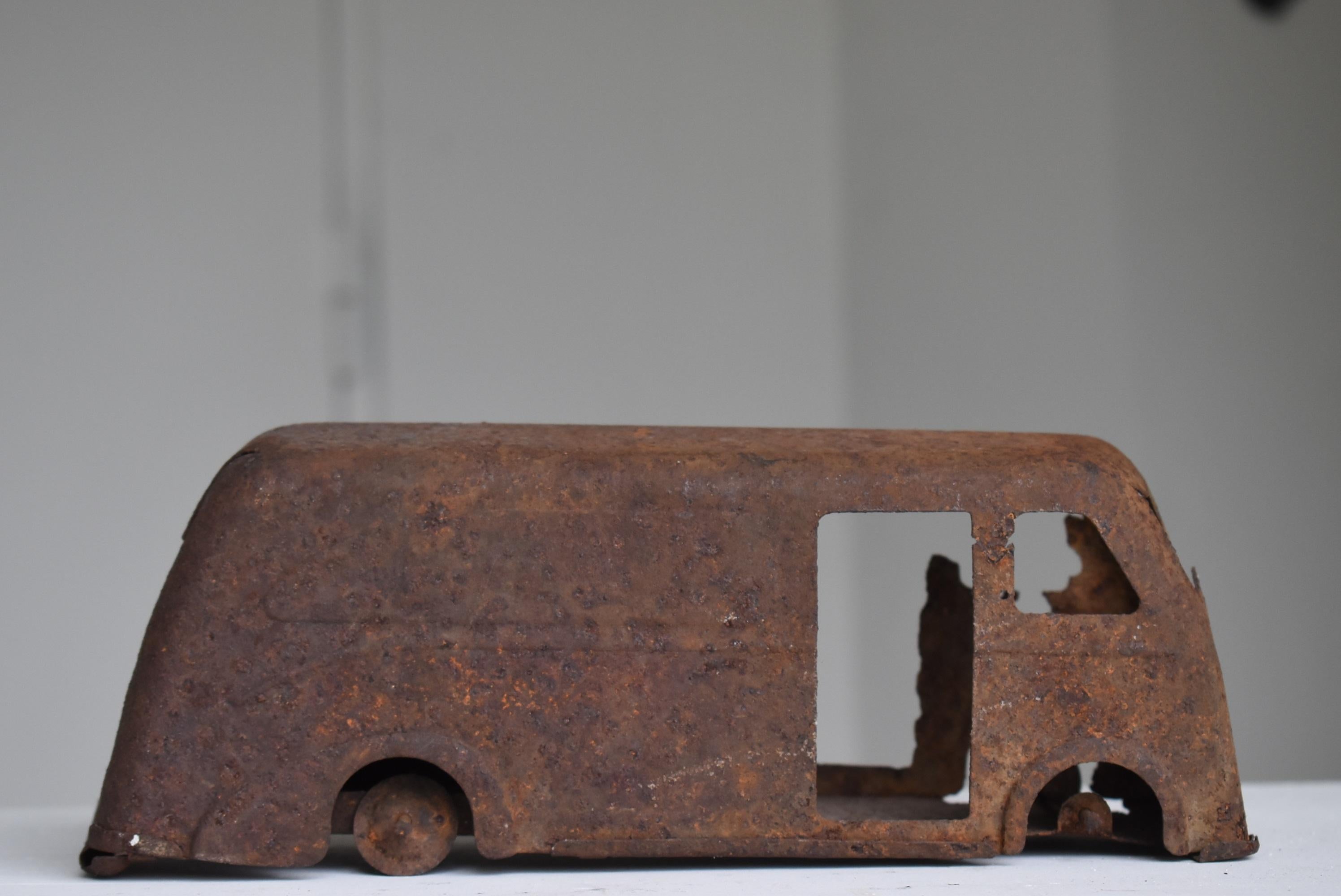 20th Century Japanese Old Rusted Car Toys 1940s-1970s/Vintage Iron Object Figurine Wabisabi