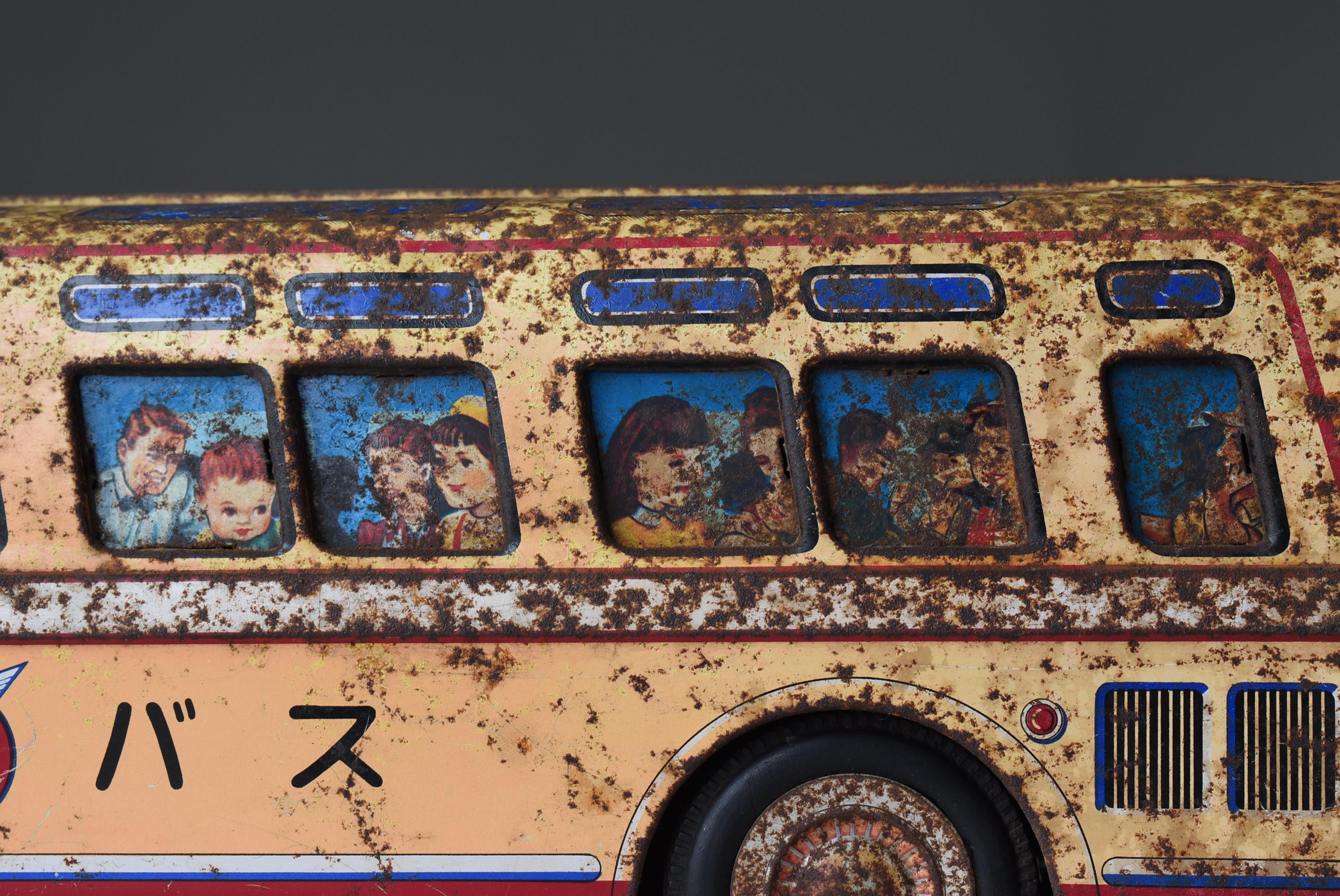 Japanese Old Rusty Toy Bus 1950s-1980s / Figurine Wabisabi 4