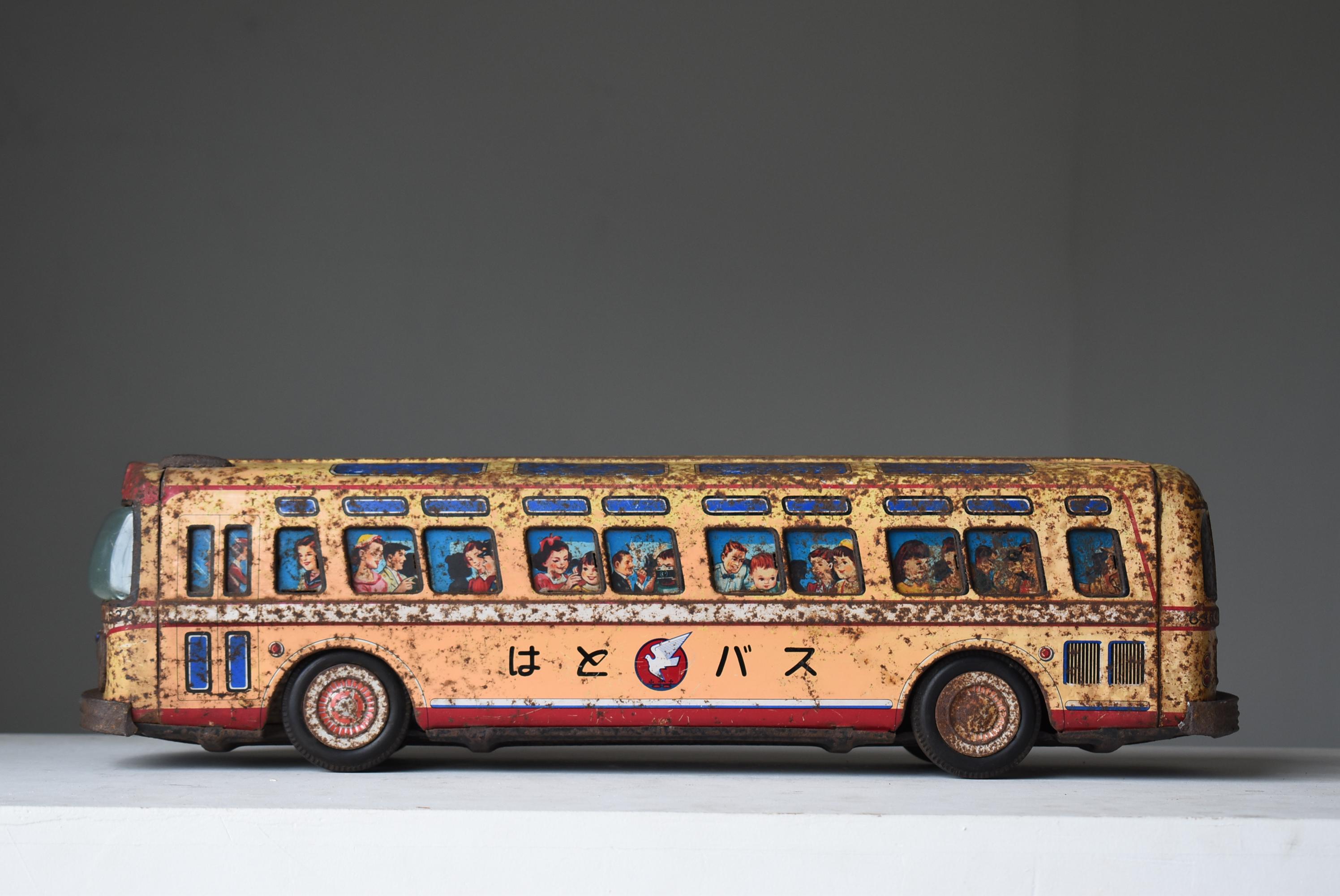 Japanese Old Rusty Toy Bus 1950s-1980s / Figurine Wabisabi 2