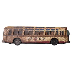 Vieux bus japonais rouillé 1950s-1980s / Figurine Wabisabi