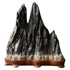Japanese old small scholar's stone/appreciated mountain stone/"Seigaku"-Stein des alten kleinen Gelehrtensteins
