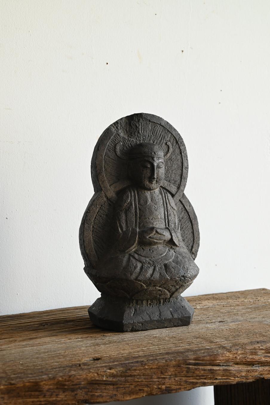 Japanese old small stone Buddha/Edo period/Tathagata(Nyorai) Buddha statue 10