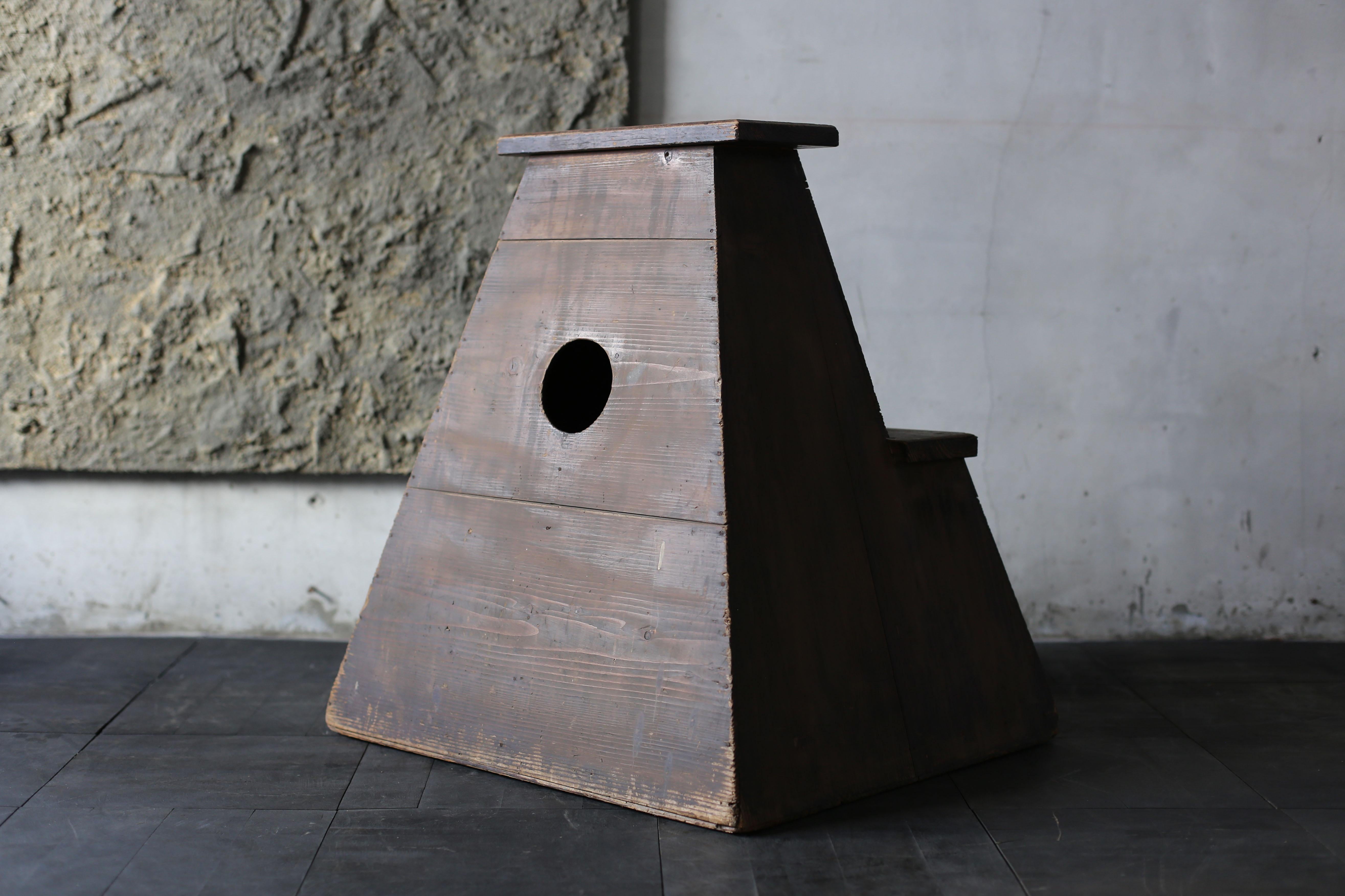 20th Century Japanese Old Stand 1860s-1920s/Antique Chair Stool Wabisabi Stepping Stone For Sale