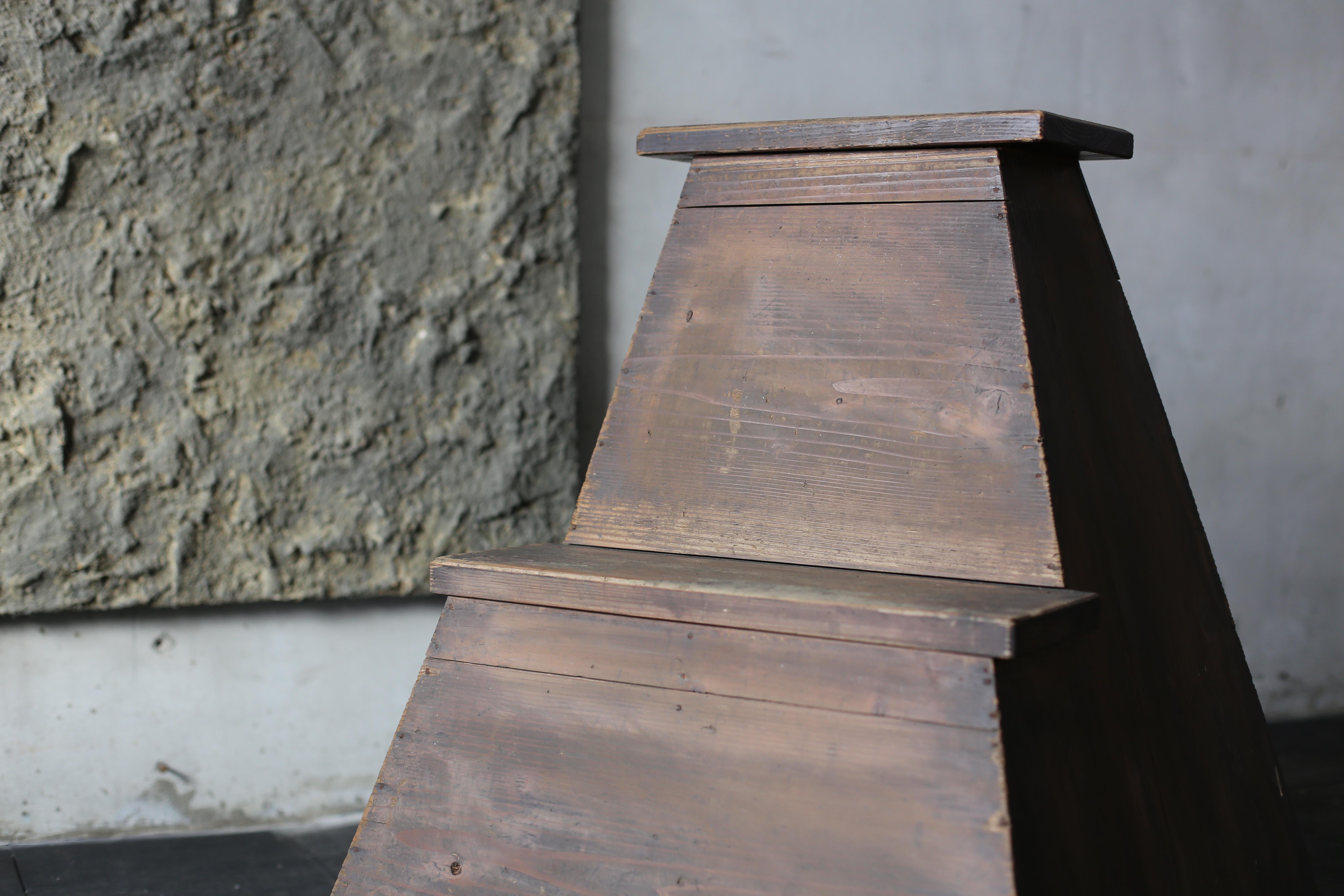Japanese Old Stand 1860s-1920s/Antique Chair Stool Wabisabi Stepping Stone For Sale 3