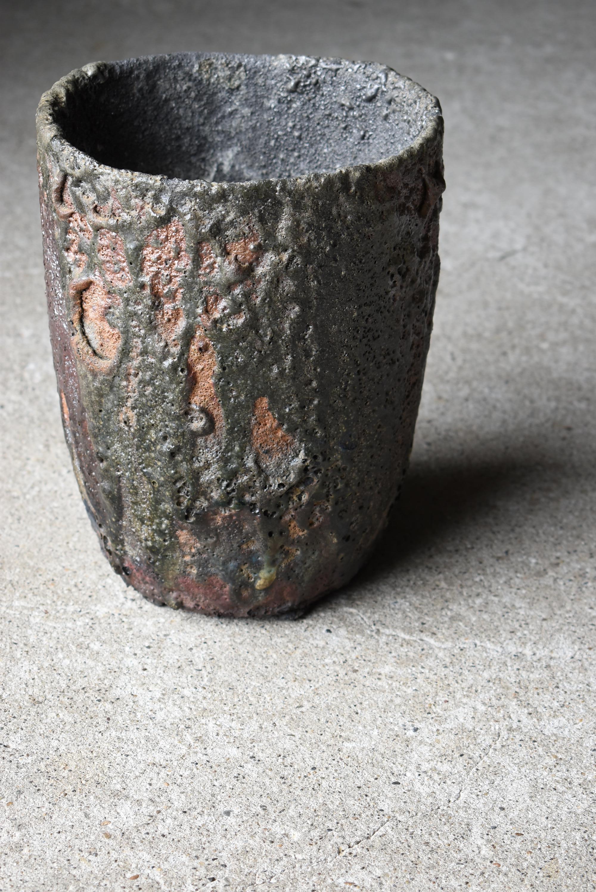 Japanese Old Stone Pot 1920s-1950s/Pottery Jar Vessel Tsubo Wabisabi-Art Ceramic In Good Condition In Sammu-shi, Chiba