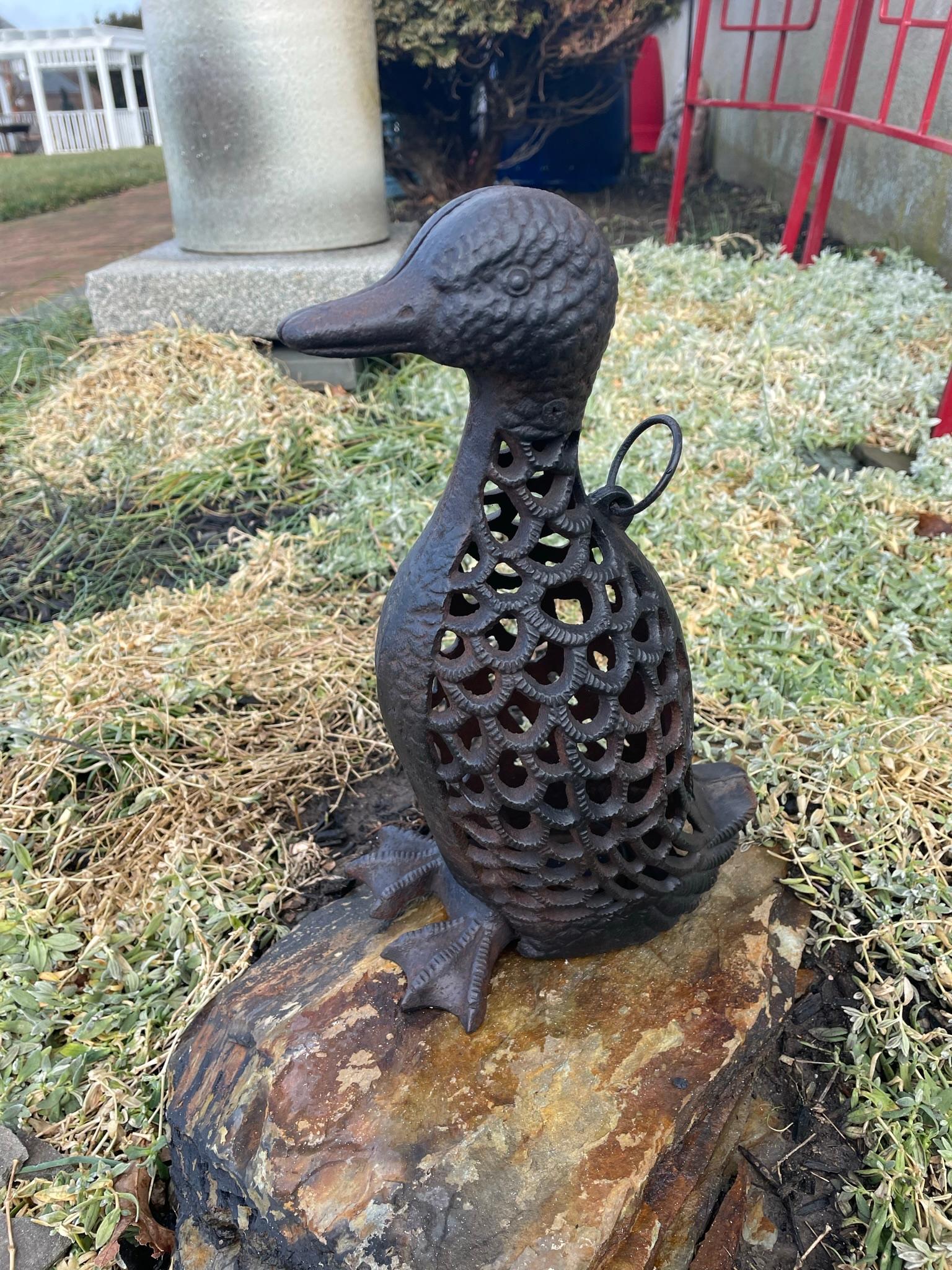 Cast Japanese Old Tall Mallard Duck Garden Lighting Lantern