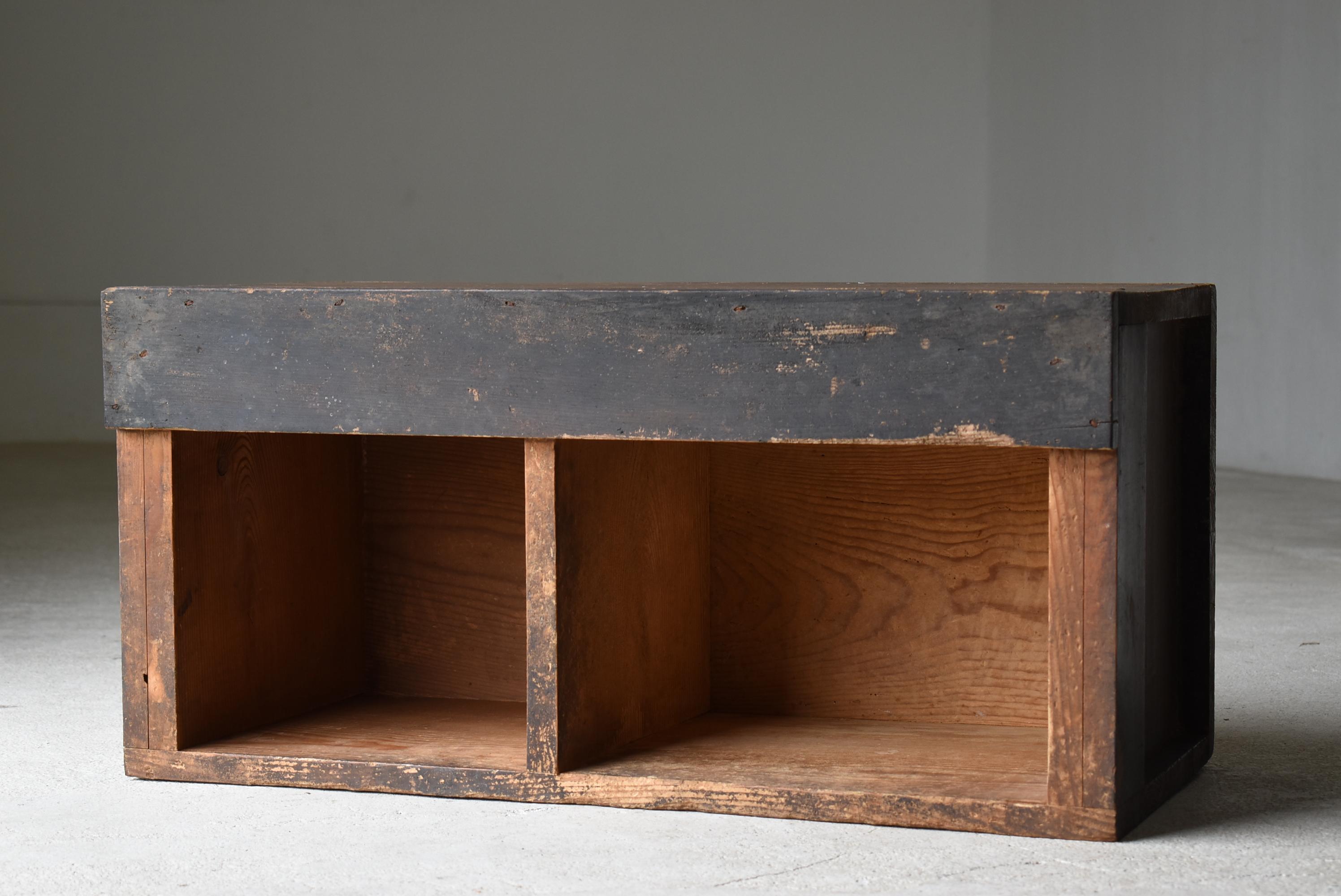 Japanese Old Wabi-Sabi Box 1948s / Tansu Sofa Table 10