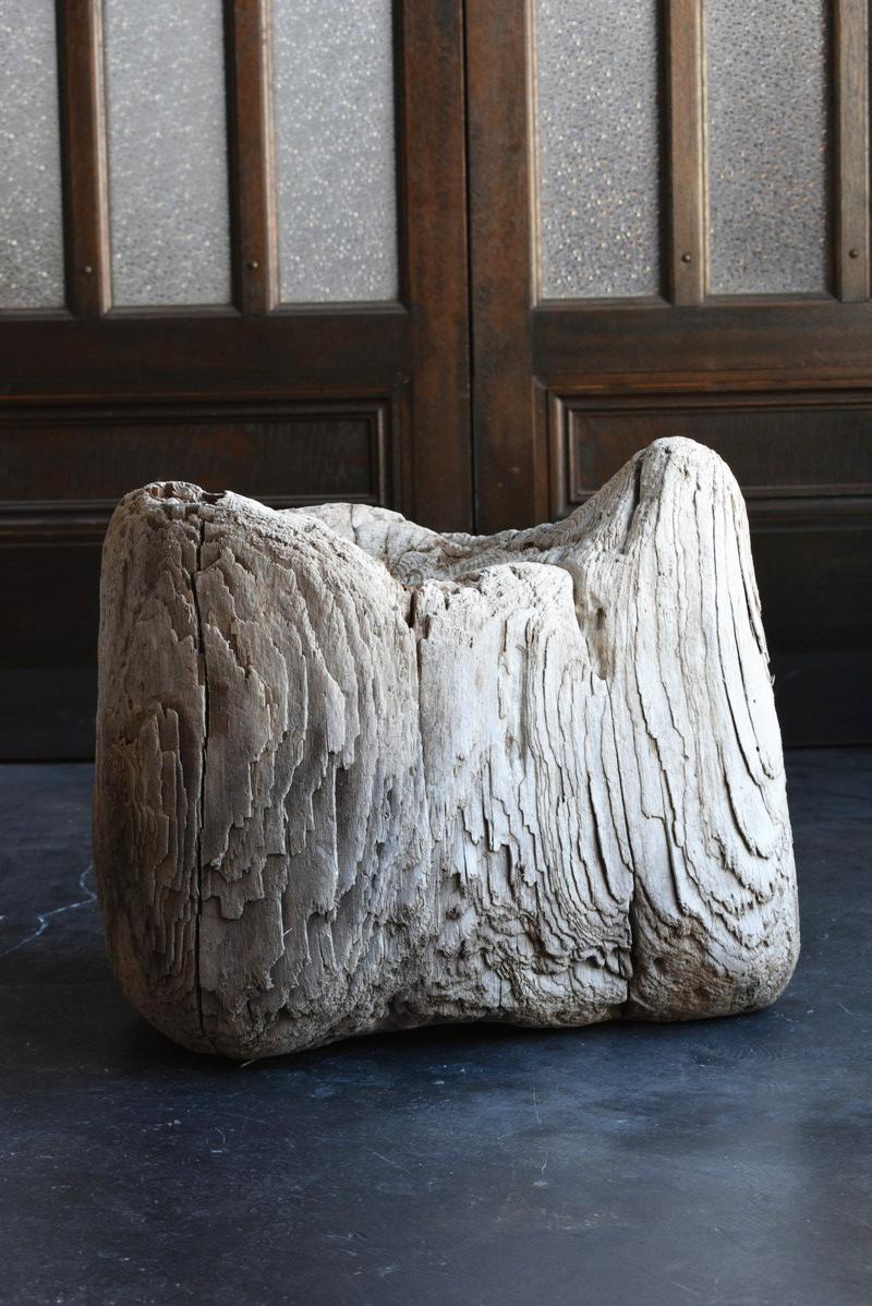 20th Century Japanese Old Wabi-Sabi Stool / Block of Wood / Modern Chair / 1960 or Later