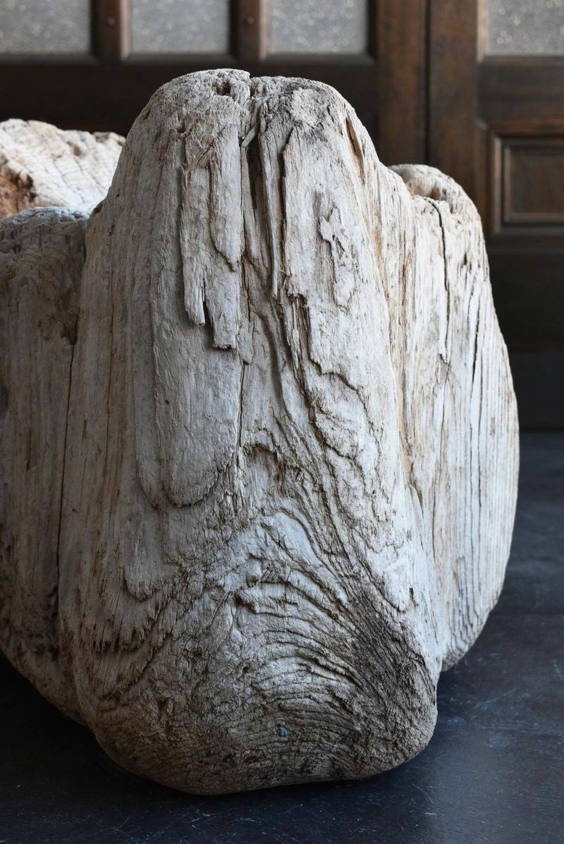 Japanese Old Wabi-Sabi Stool / Block of Wood / Modern Chair / 1960 or Later 2