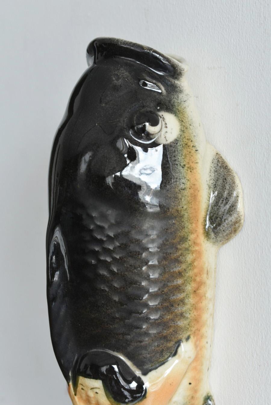 Japanese old wall-mounted pottery vase/carp figurine/20th century/Showa For Sale 3