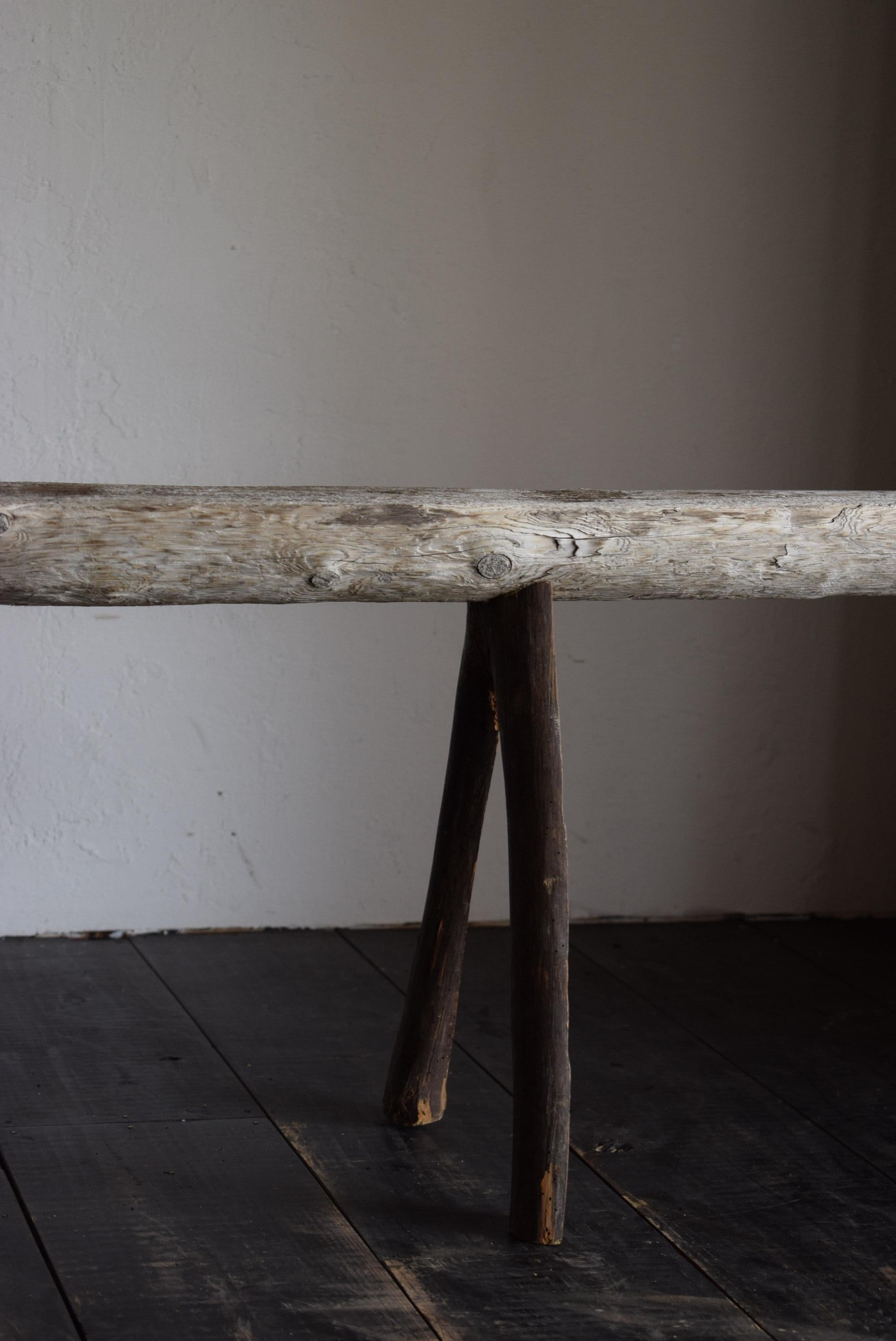 Bois Fauteuil de banc japonais / chaisewabi-sabi / banc primitif / exposition st en vente