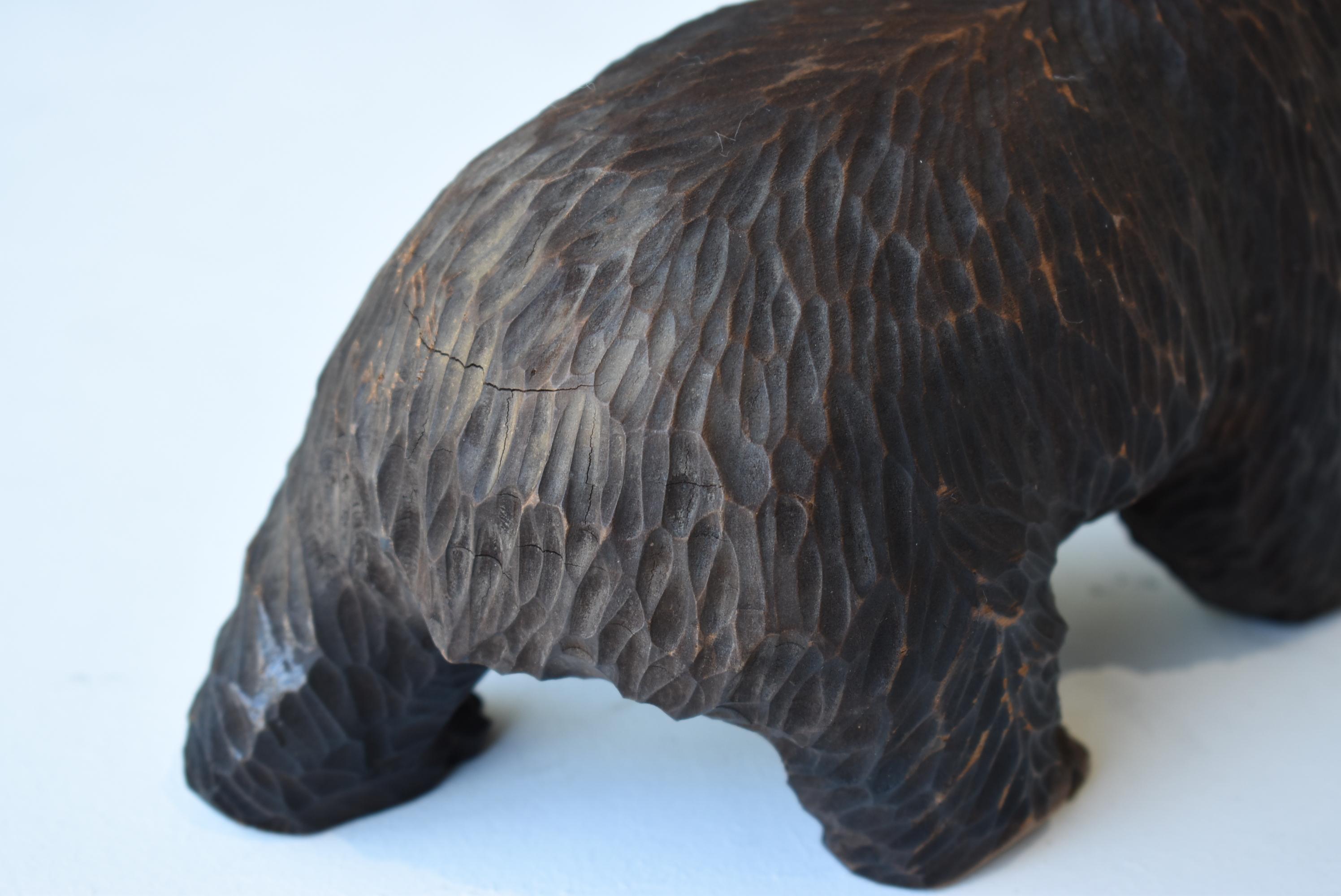 Japanese Old Wood Carving Bear 1930s-1950s/Vintage Figurine Sculpture Folk Art For Sale 3