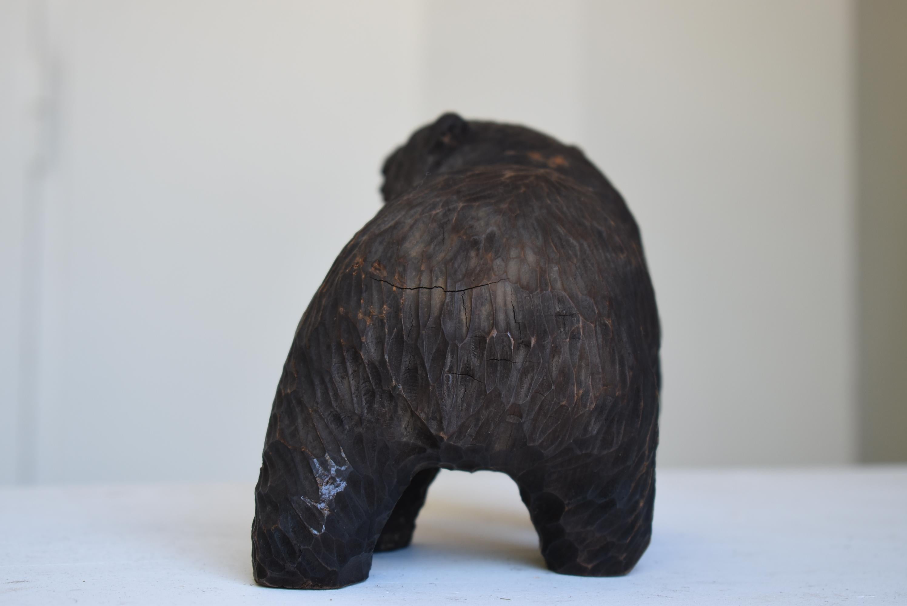 Showa Japanese Old Wood Carving Bear 1930s-1950s/Vintage Figurine Sculpture Folk Art For Sale