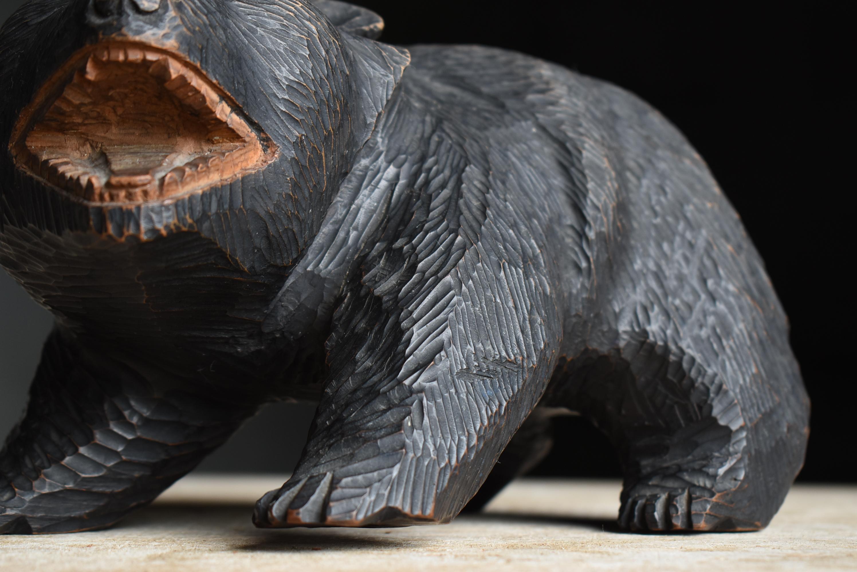Cedro Orso giapponese in legno vecchio scolpito anni '50-'70 / Scultura di figura Mingei in vendita