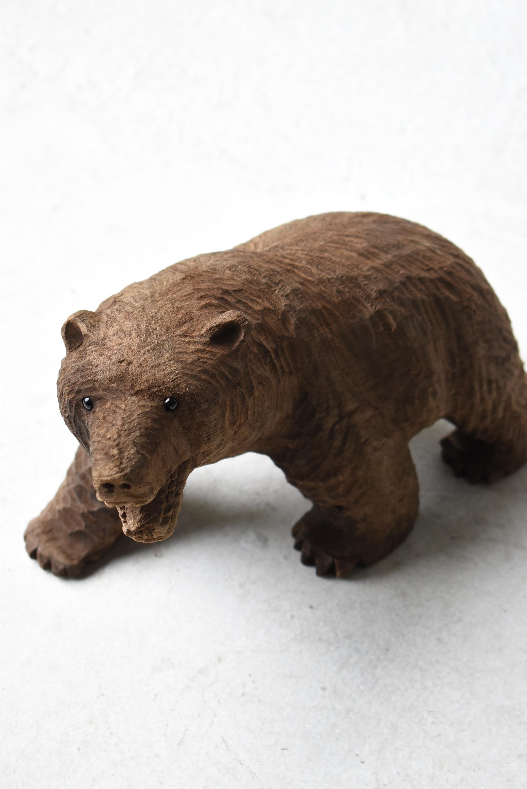 Japanischer Schnitzbär 1950er-1970er Jahre / Skulptur Figur im Angebot 9