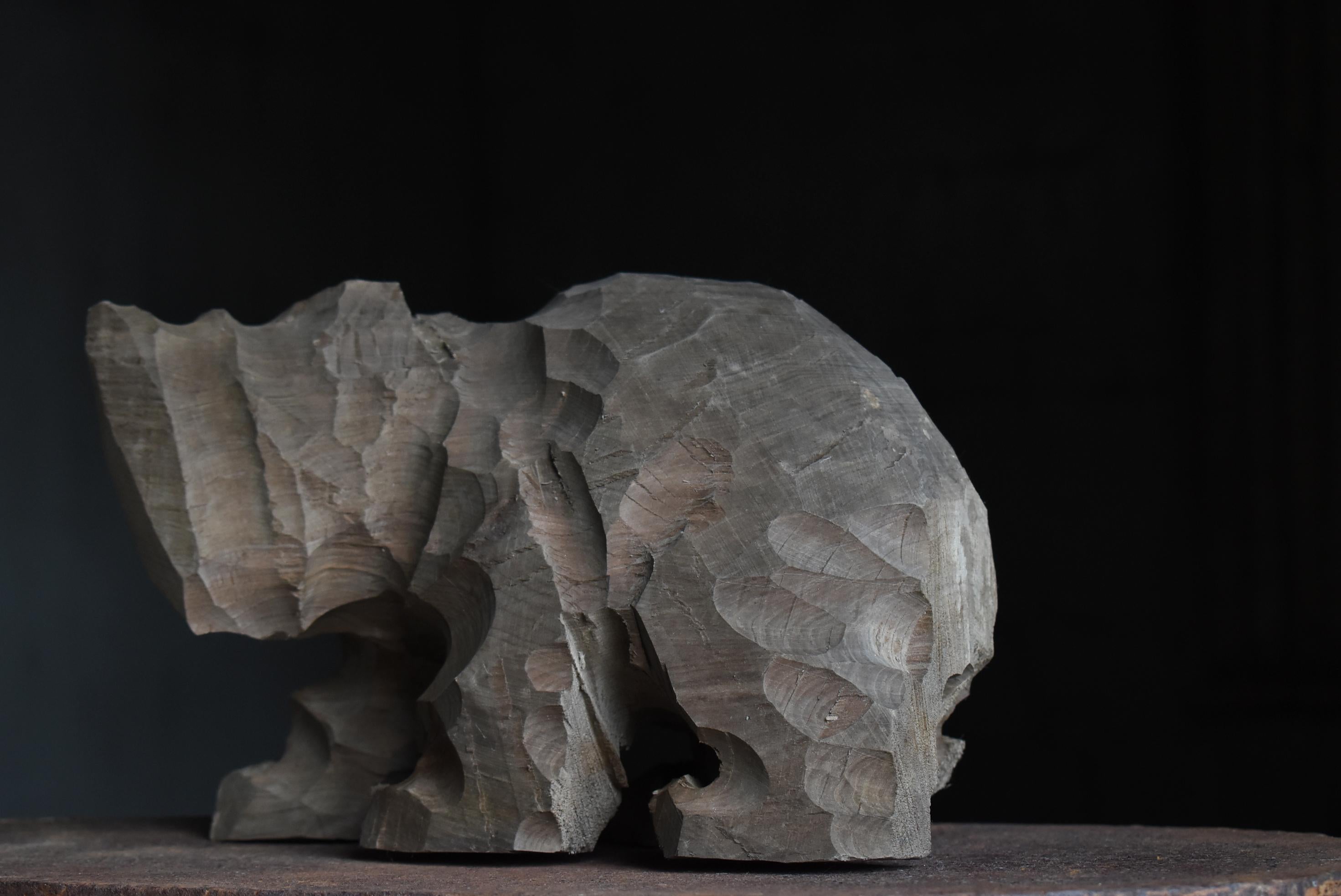 Japanese Old Wood Carving Bear 1950s-1970s / Sculpture Wabisabi 9