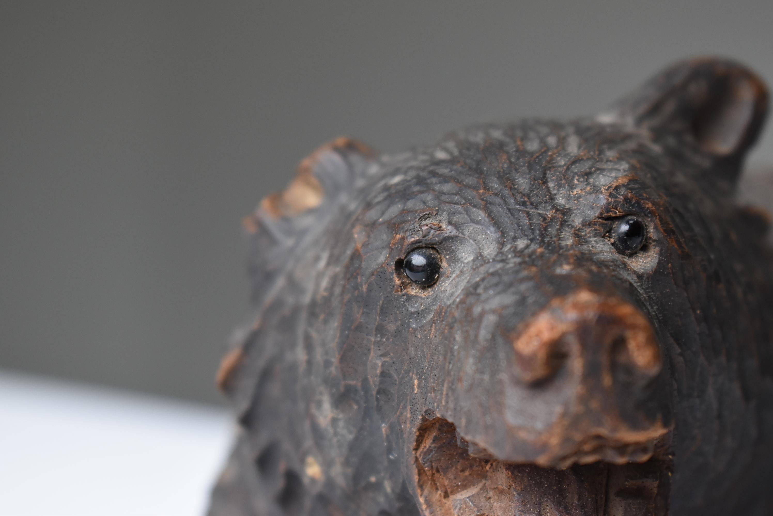bear carvings