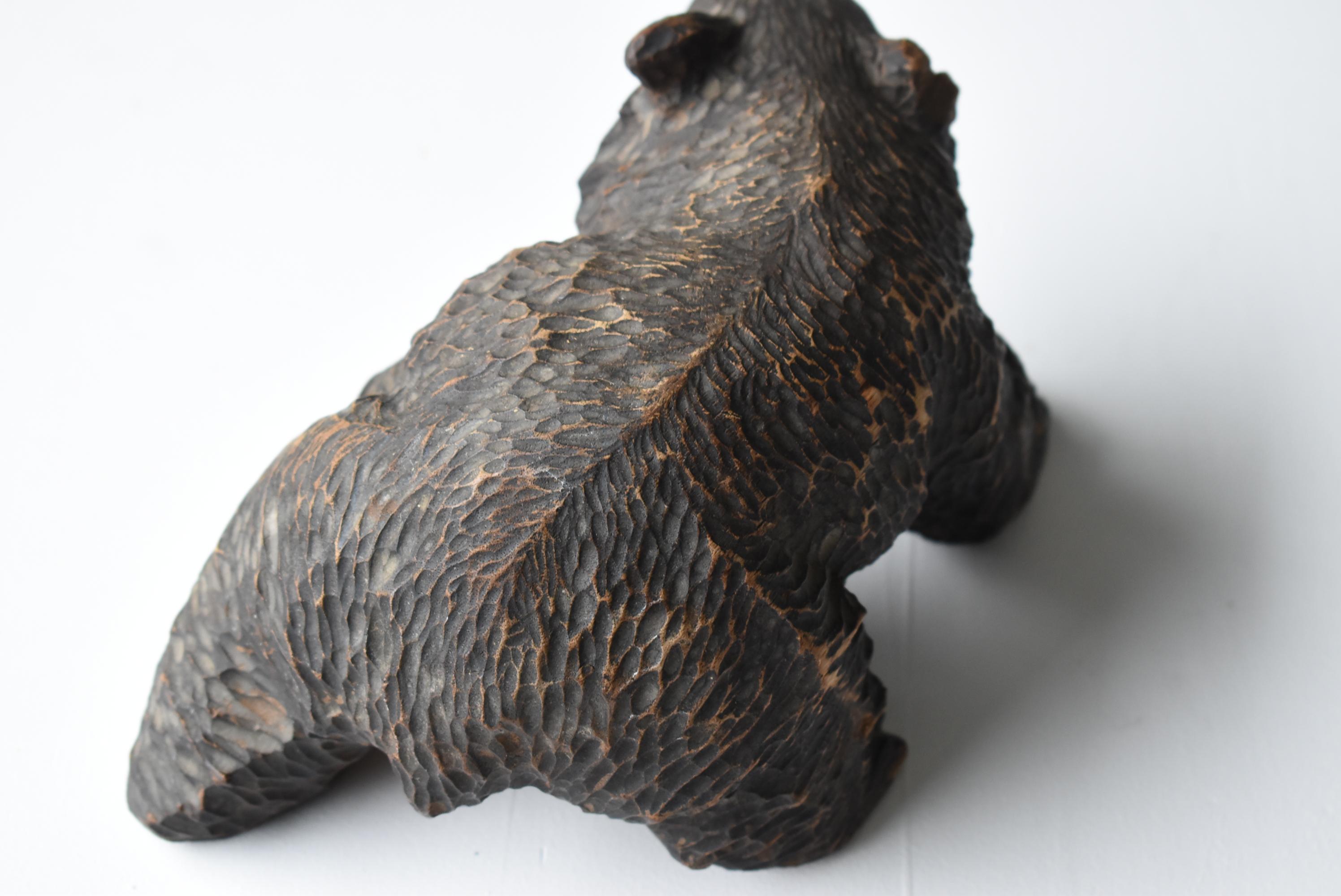 Japanese Old Wood Carving Bear Ainu 1930s-1950s/Vintage Figurine Sculpture 1