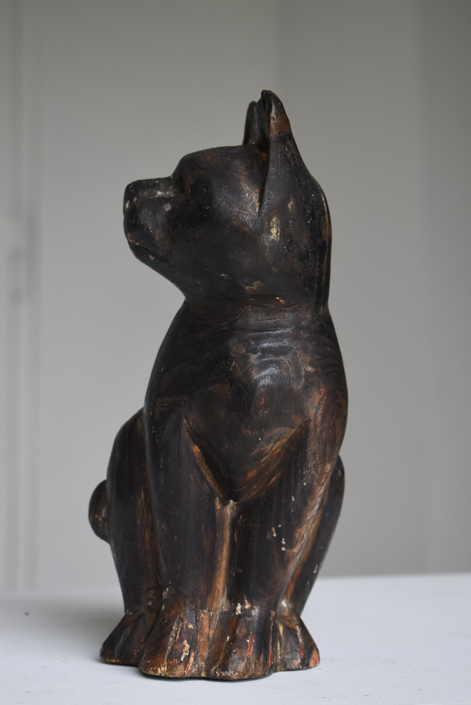 vintage wooden cat statue