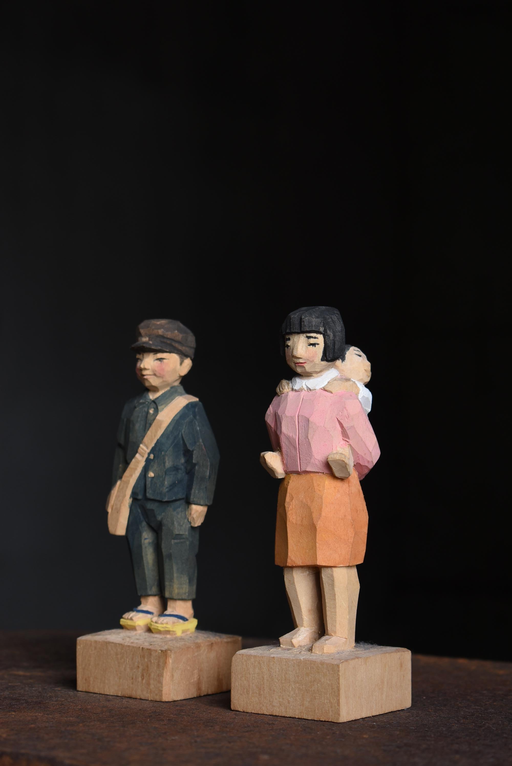 Japanische Altholzschnitzerei „Children“ 1940er-1960er Jahre / Gabel Art Wabi Sabi (Showa)