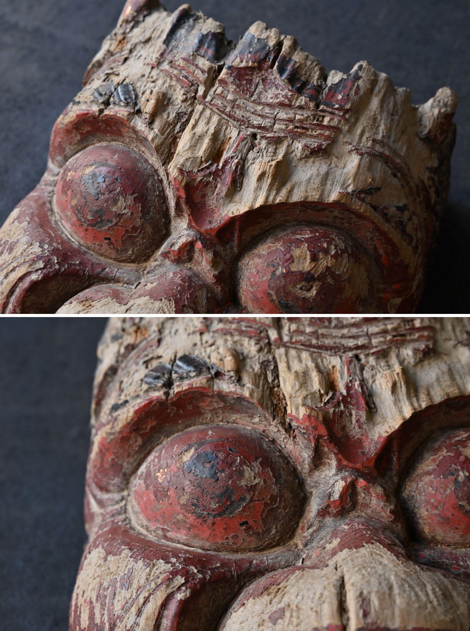 Masque démon japonais en bois ancien sculpté n° A/avant 19ème siècle/accroché au mur  en vente 3