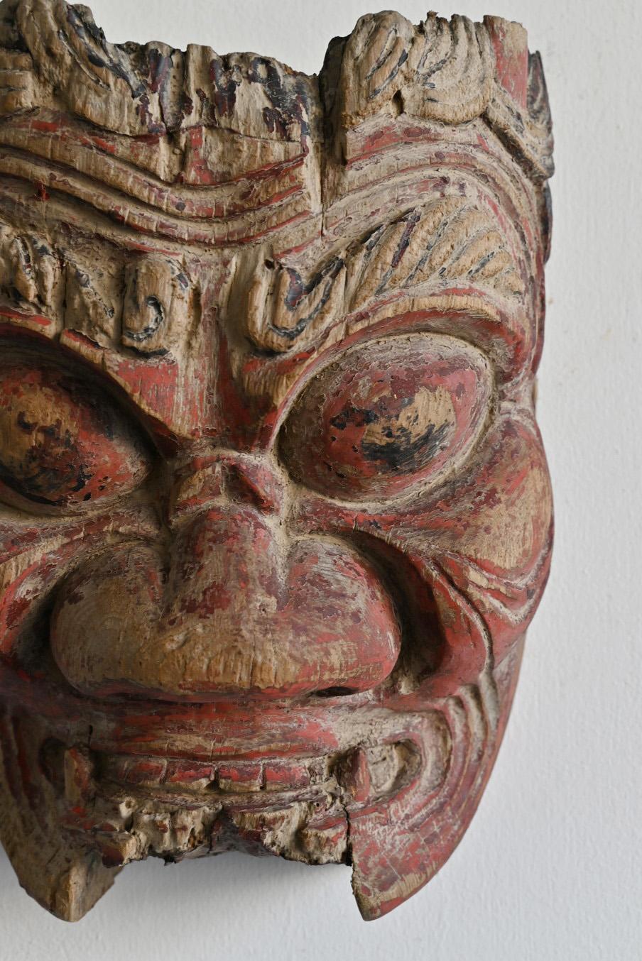 Hand-Carved Japanese old wood carving demon mask No.B/Before 19th cent/Wall-hanging  For Sale