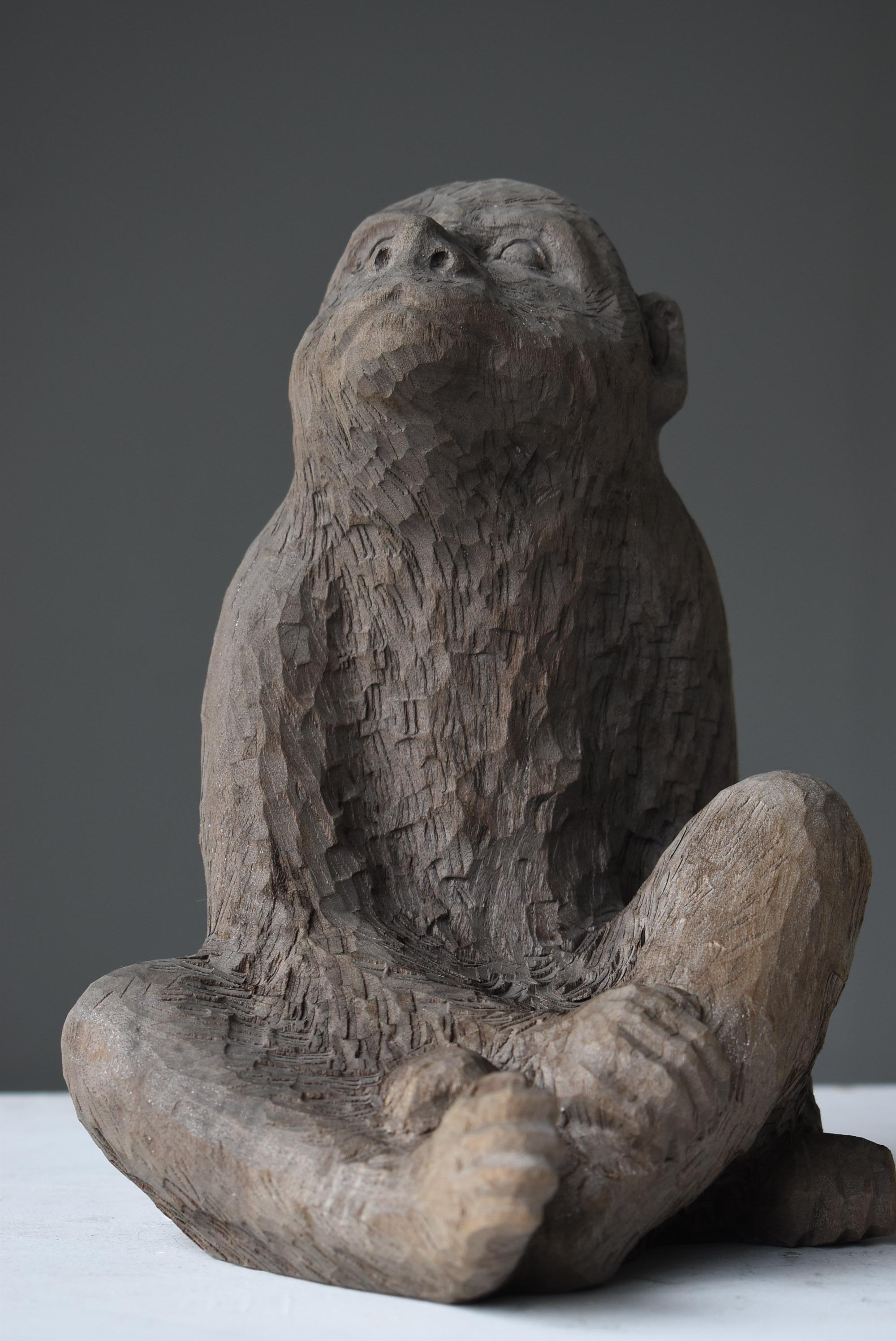 Japanese Old Wood Carving Monkey 1950s-1970s / Sculpture Wabisabi In Good Condition In Sammu-shi, Chiba