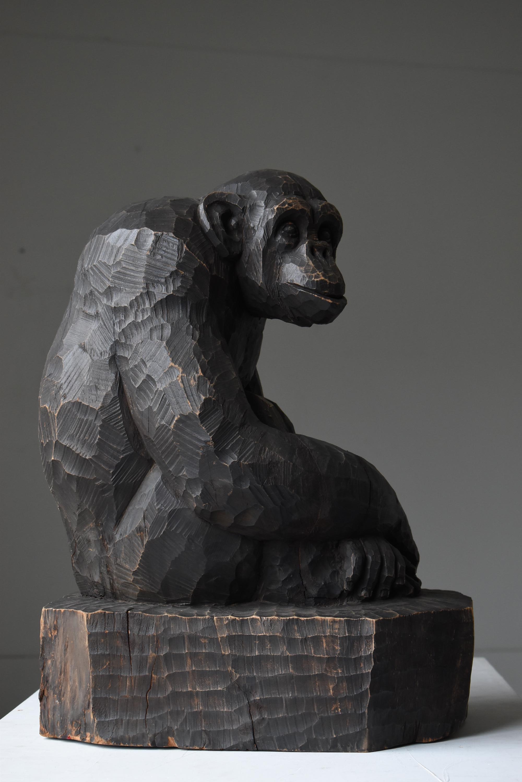 Japanese Old Wood Sculpture Chimpanzee 1940s-1960s / Wood Carving Mingei  For Sale 8