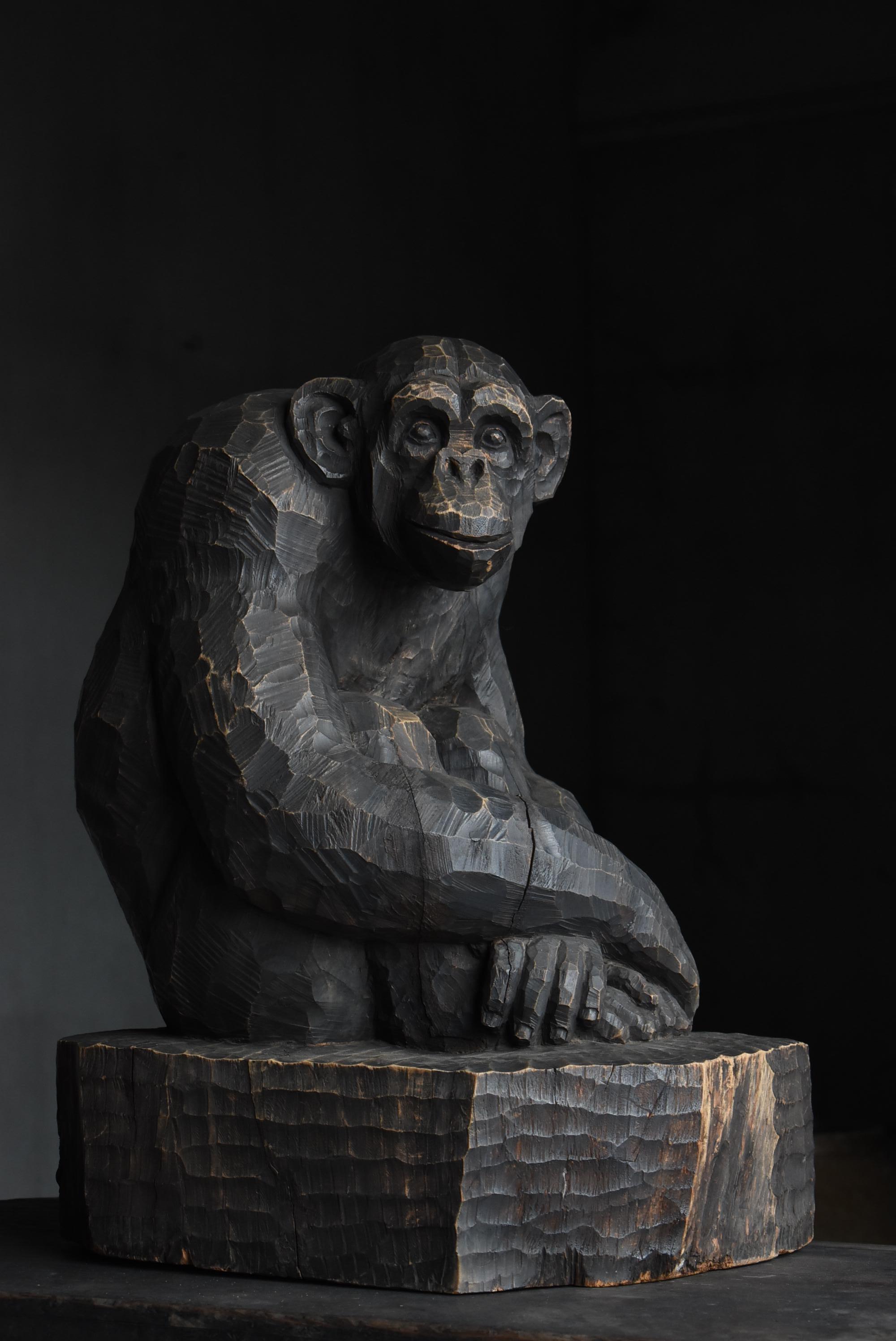 Japanese Old Wood Sculpture Chimpanzee 1940s-1960s / Wood Carving Mingei  For Sale 14