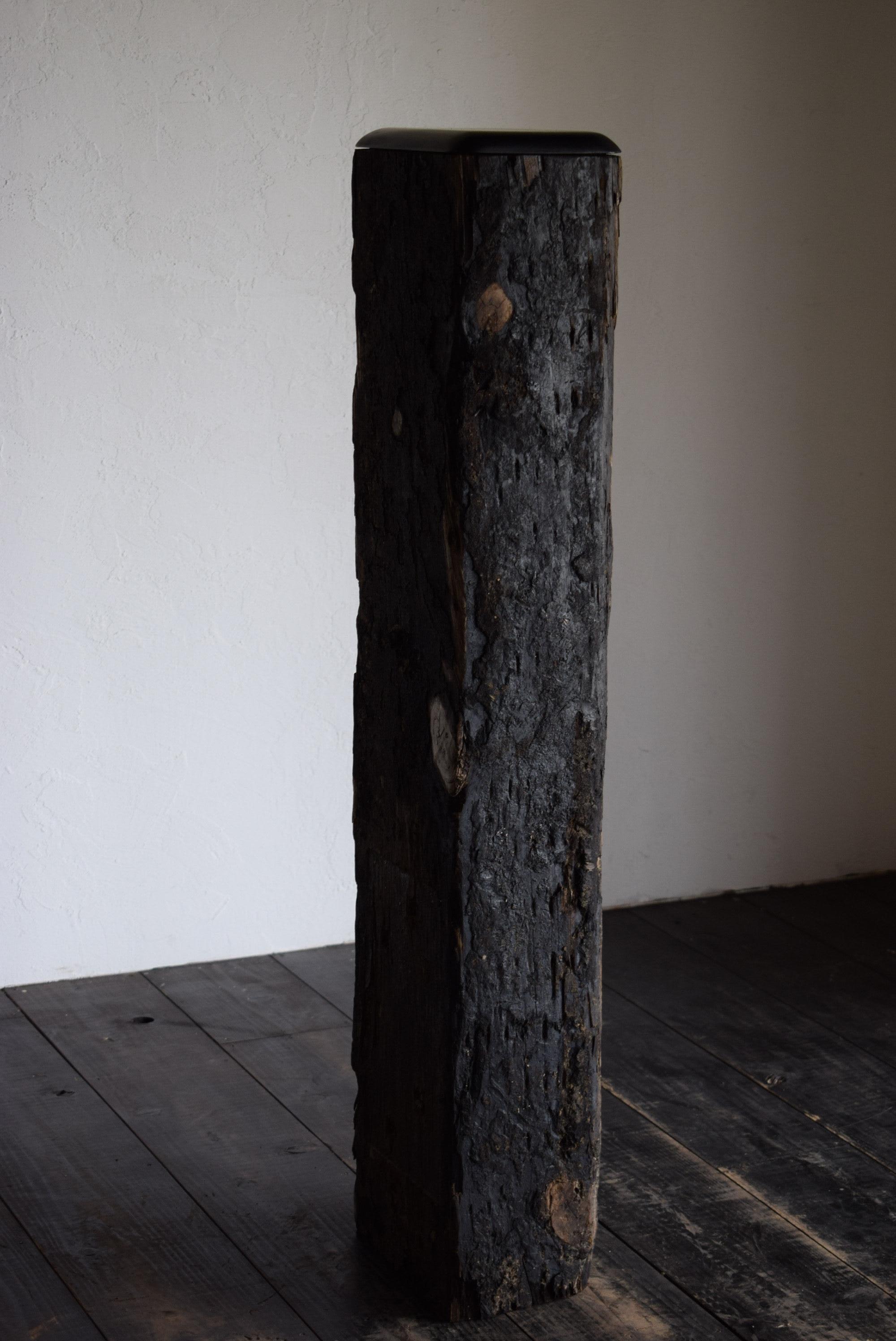 20th Century Japanese old wood stand / Exhibition stand wabi-sabi / primitive wood stand / For Sale