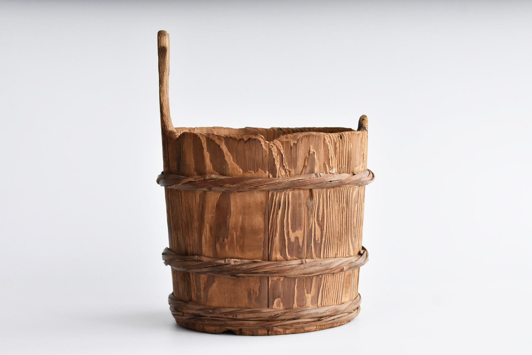 Woodwork Japanese Old Wooden Bucket /Antique Vase /Wabi-Sabi Old Folk Implement