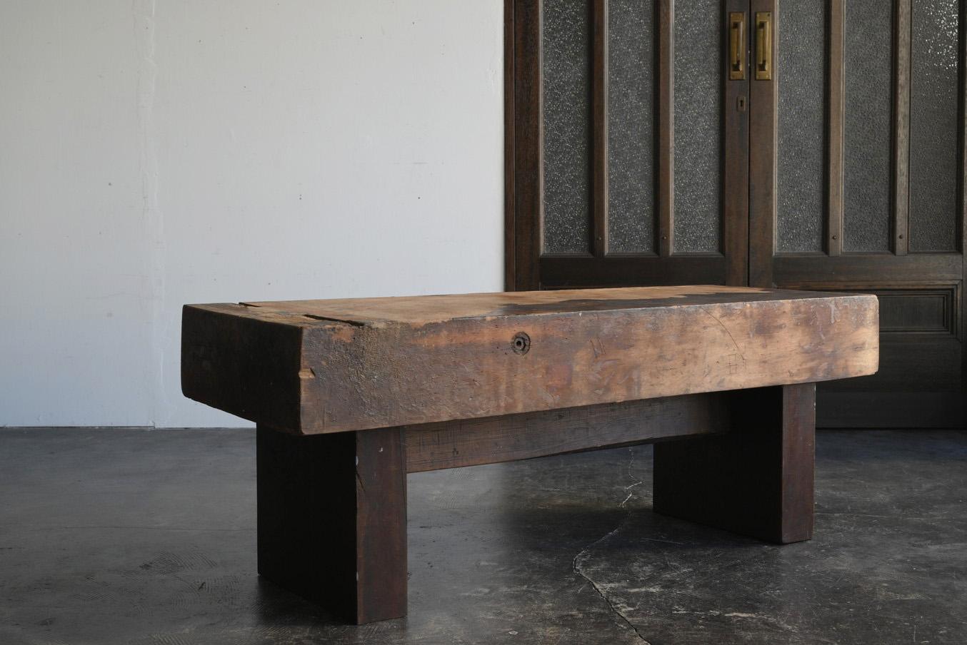 Japanese old wooden low table/1960/coffee table/wooden bench For Sale 1
