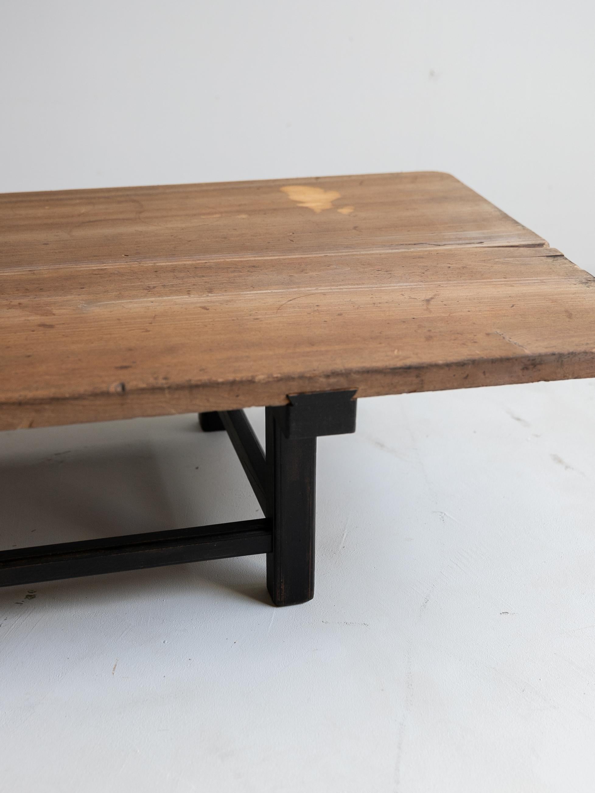 Japanese old wooden low table/wabisabi coffee table/1912-1989 2