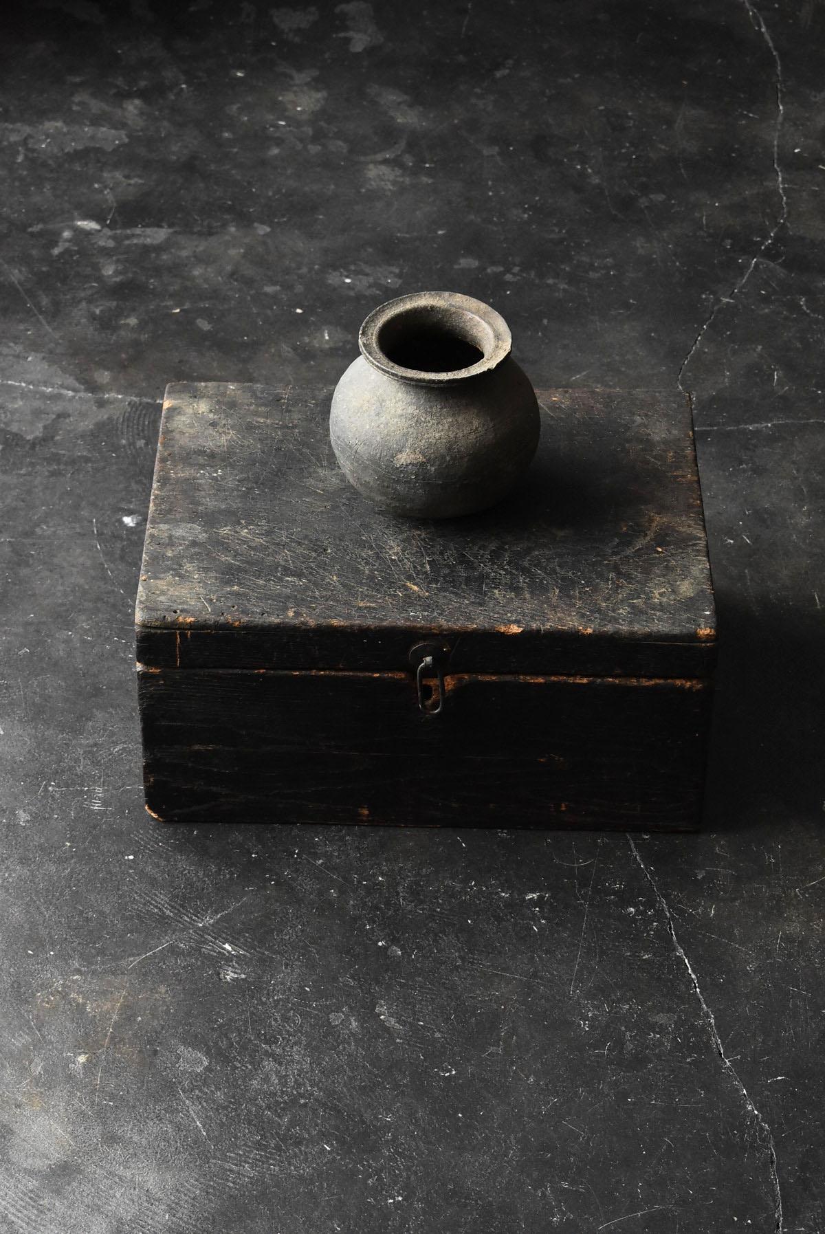 Japanese Old Wooden Tool Box / Antique Display Stand / Wabi-Sabi Storage Box 10