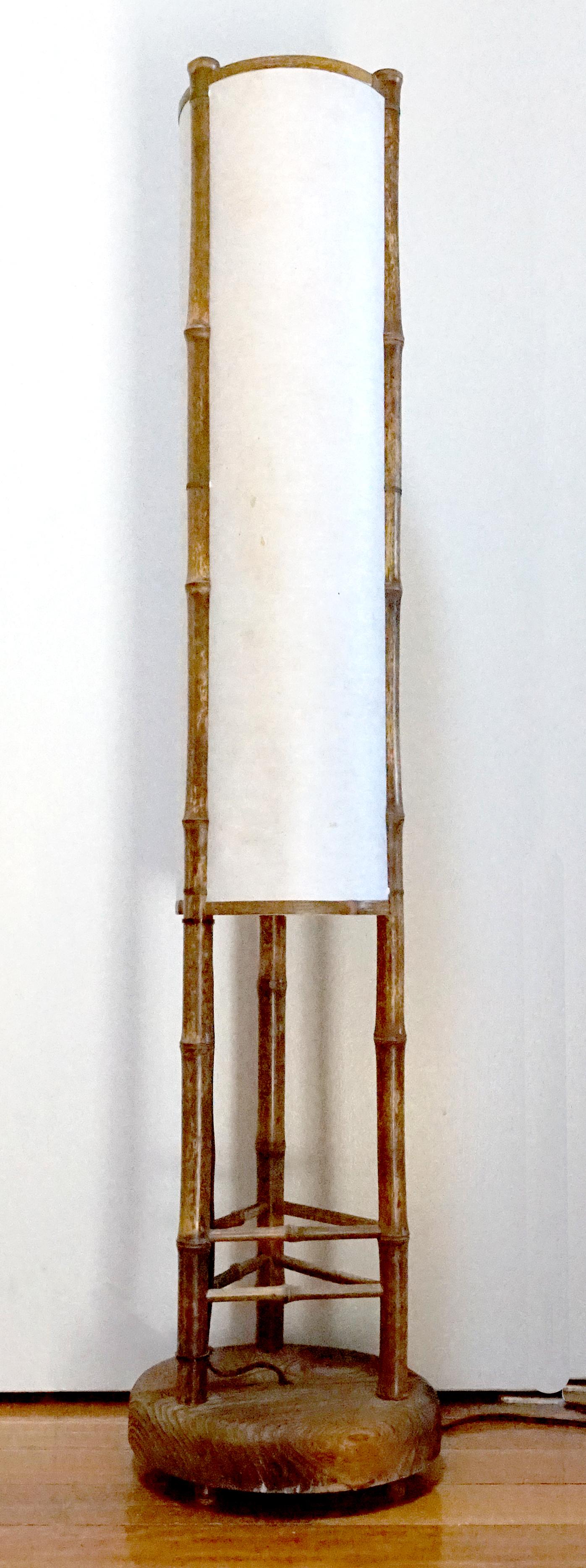 Lampadaire japonais ou Chinoiserie en papier vintage en bambou fait à la main en vente 2