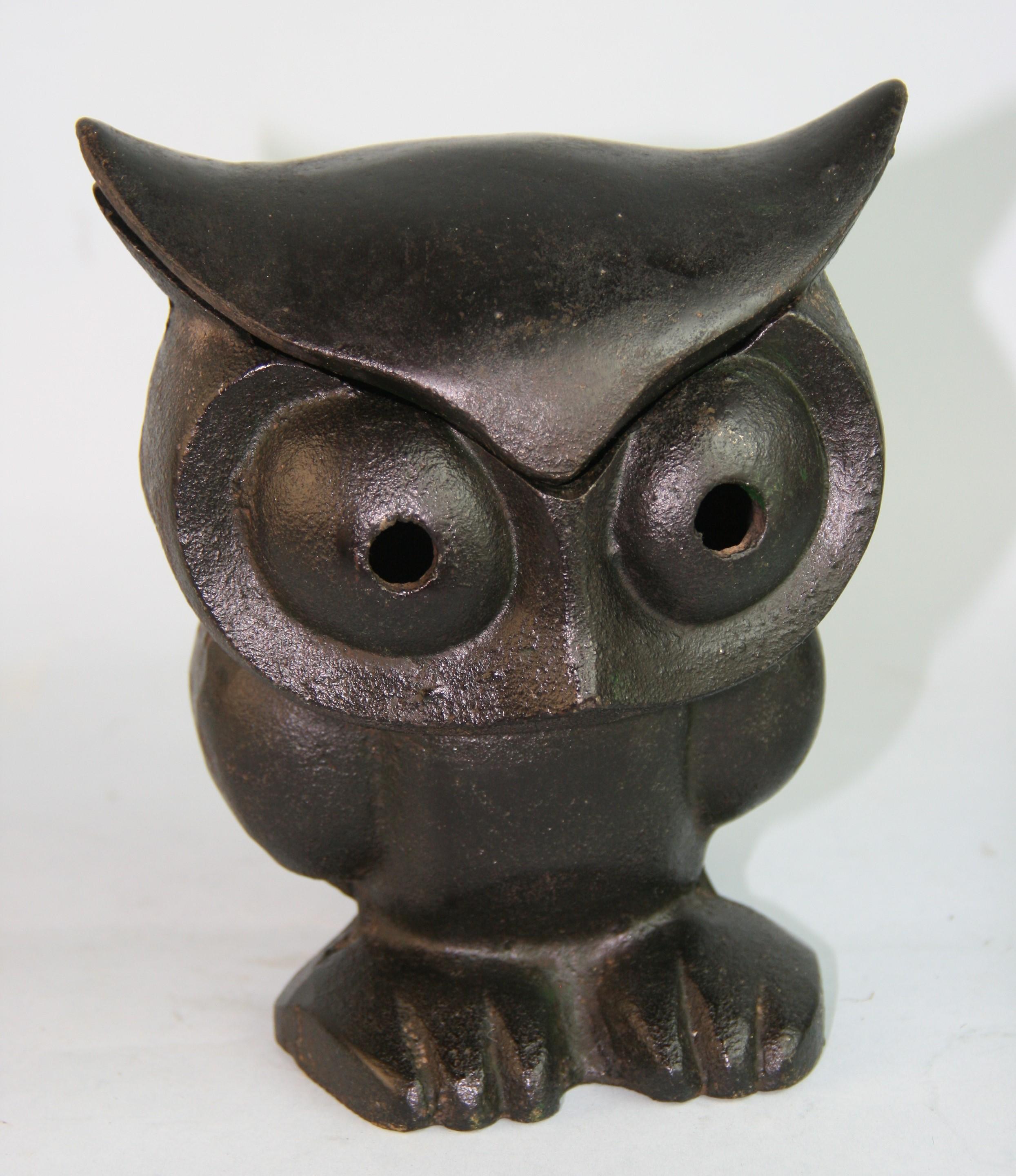 1178 Japanese rare oversized big foot garden owl candle lantern with removable top