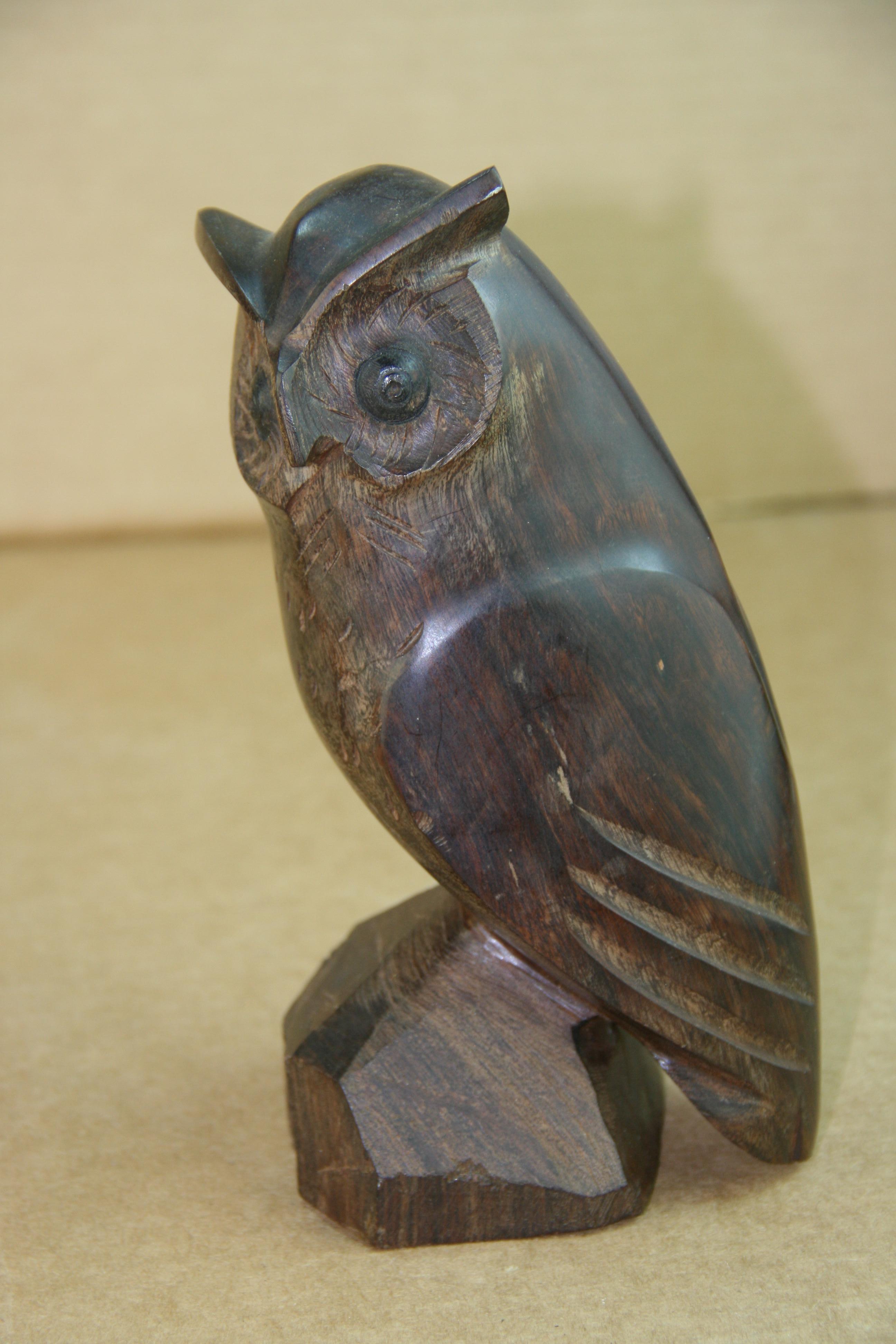 Japanese  Owl Hand Carved Rosewood Sculpture For Sale 2