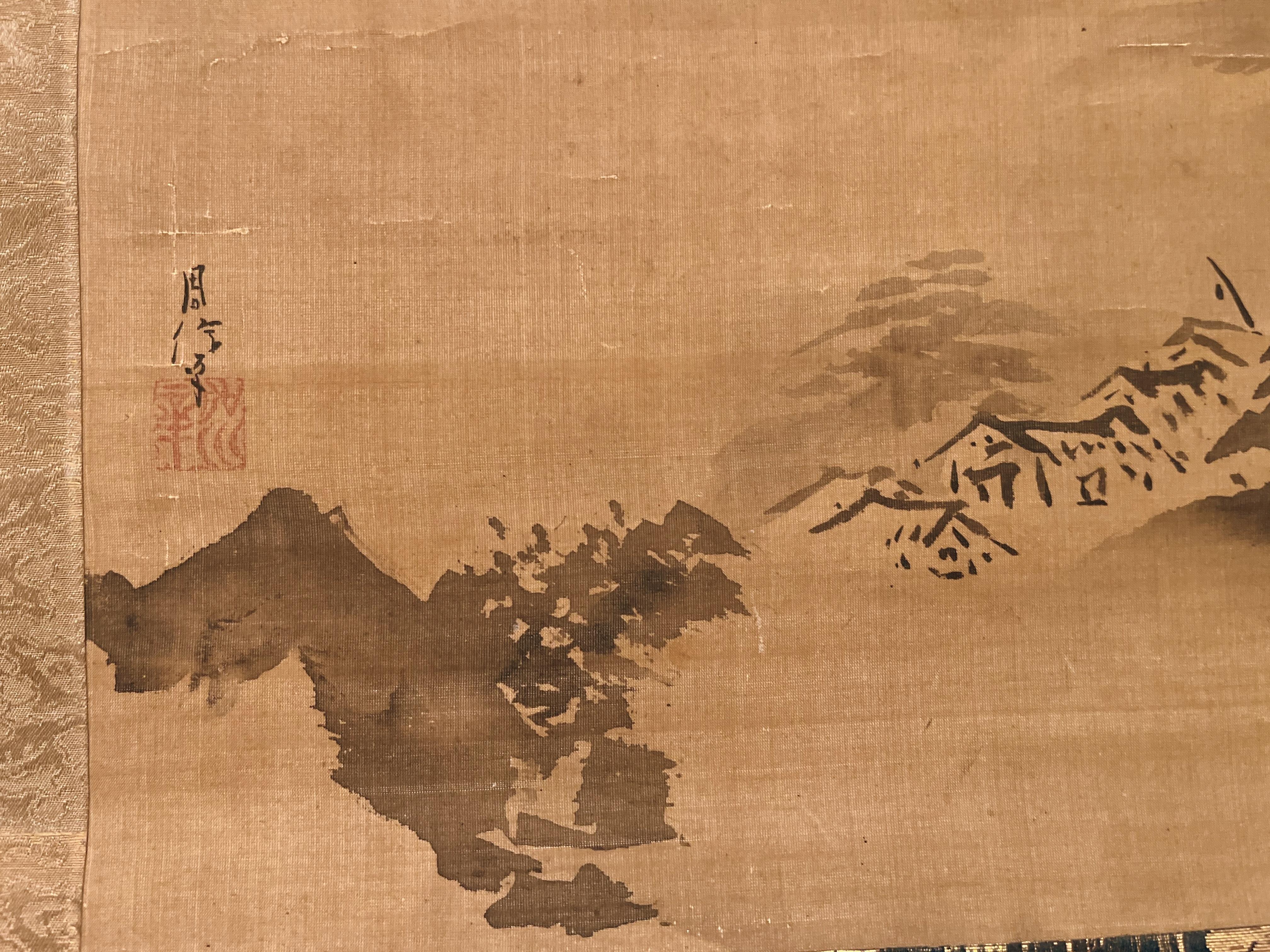 Japanisches Gemälde eines Berges und eines Dorfes, hängende Schnecke (Mitte des 20. Jahrhunderts) im Angebot