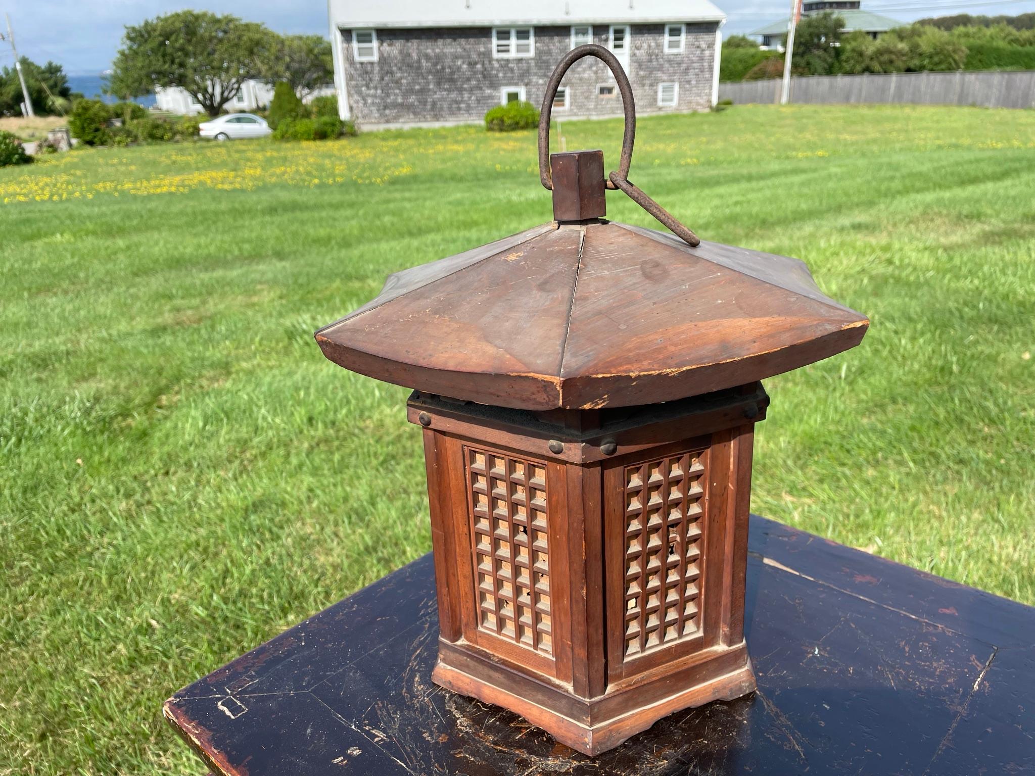 Japanese Pair Antique Classic Door Panel Garden Lanterns 7